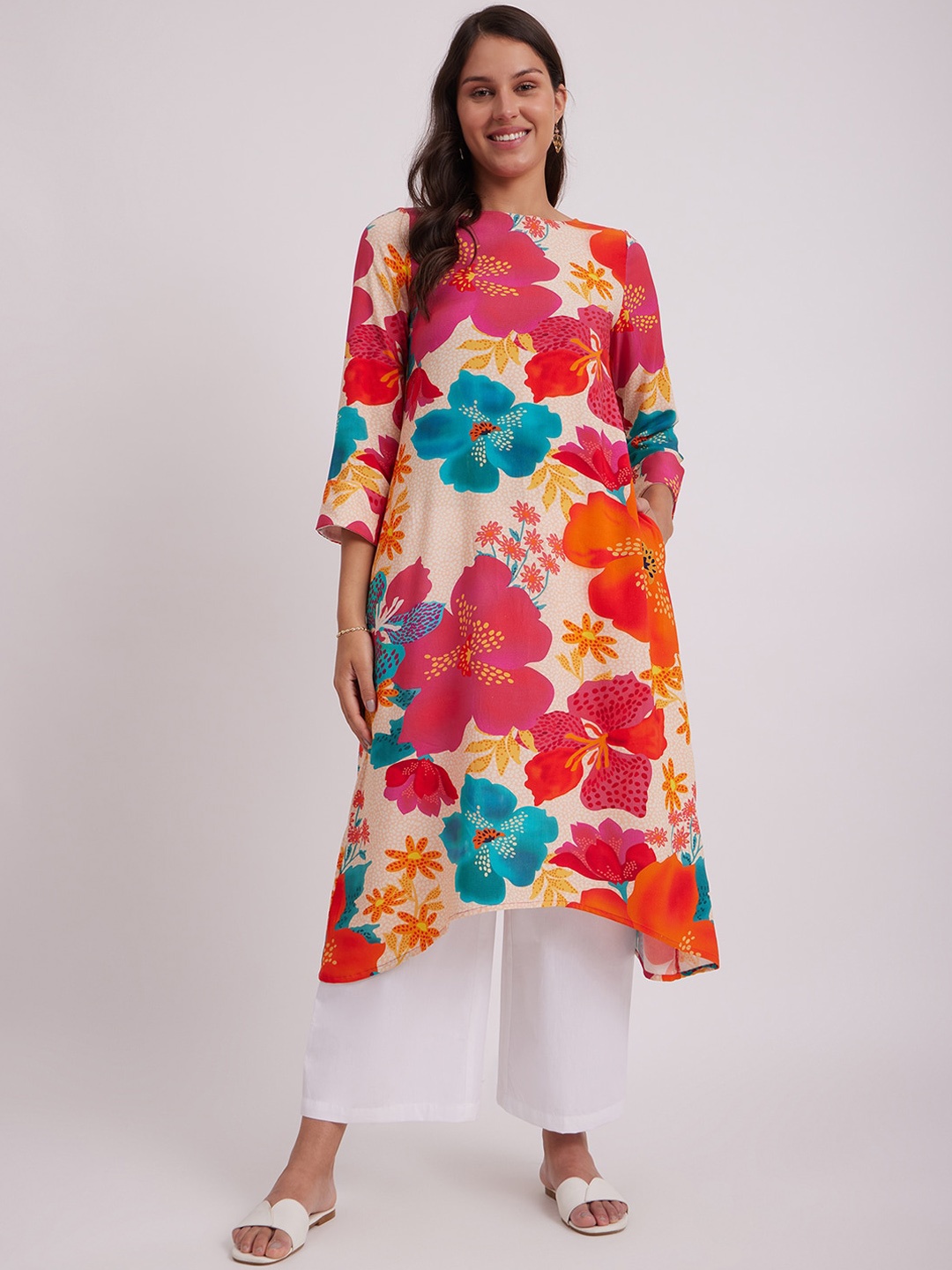 

Pink Fort Floral Printed Boat Neck A-Line Cotton Kurta, Beige