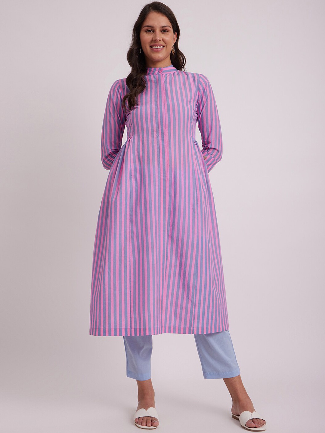 

Pink Fort Striped Regular Pure Cotton Kurta With Palazzos, Blue