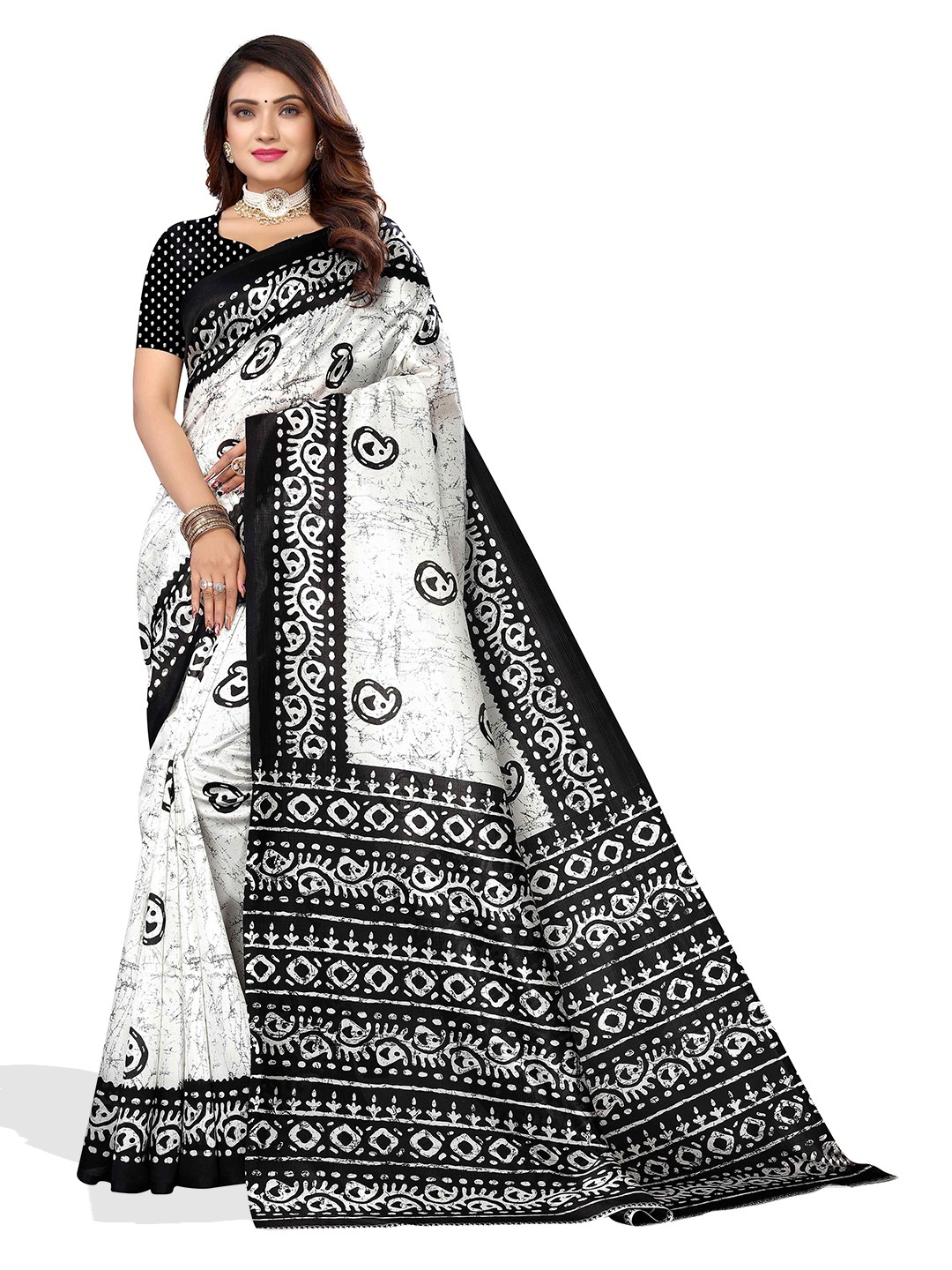 

AADVIKA Paisley Bhagalpuri Saree, Black
