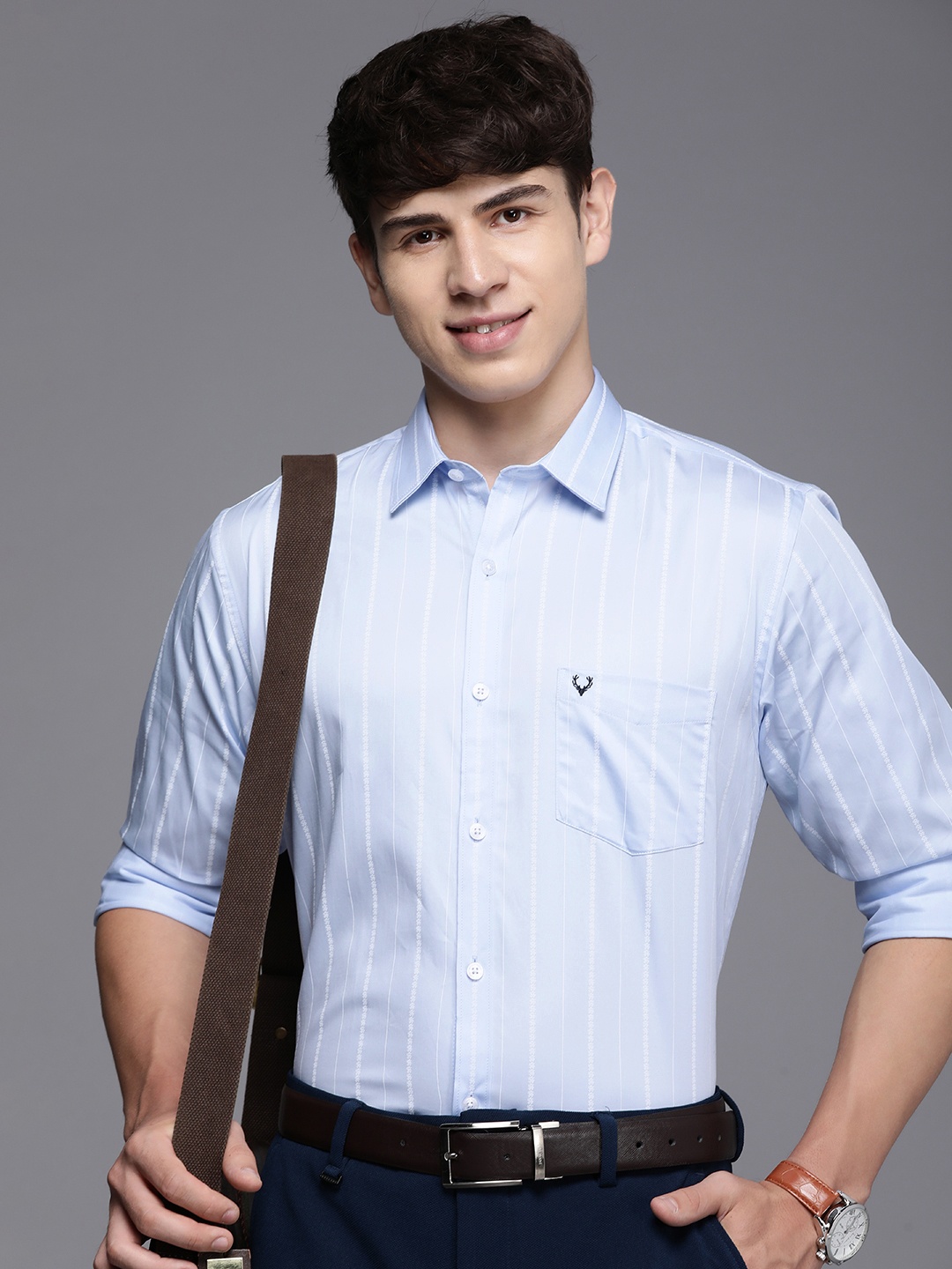 

Allen Solly Slim Fit Opaque Striped Casual Shirt, Blue