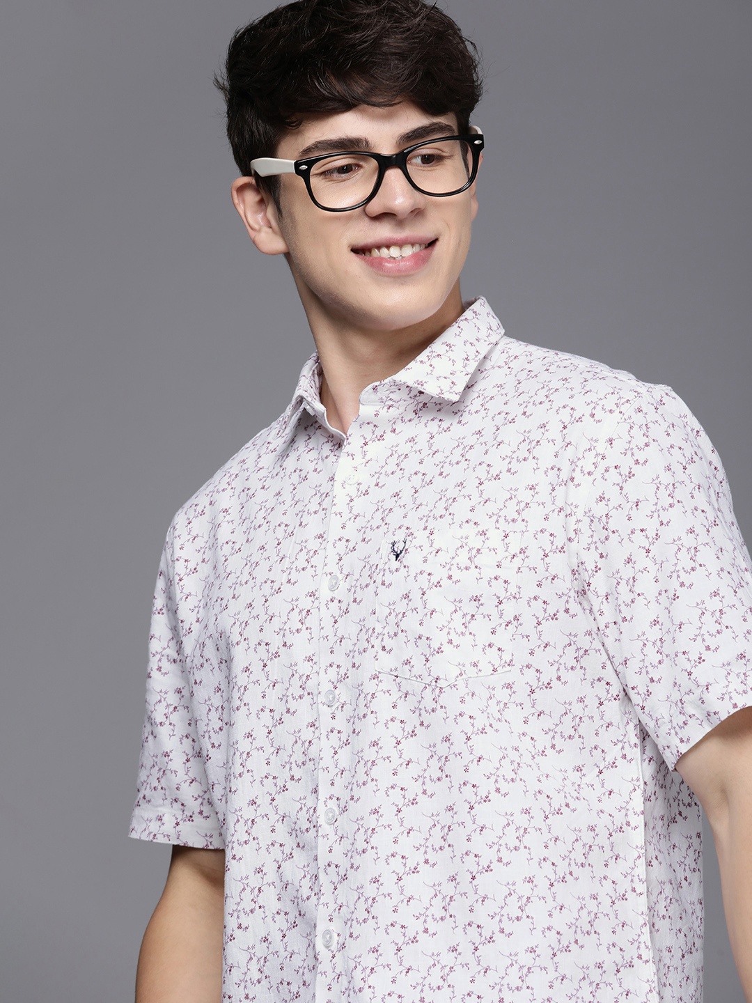 

Allen Solly Men Slim Fit Floral Opaque Printed Casual Shirt, White