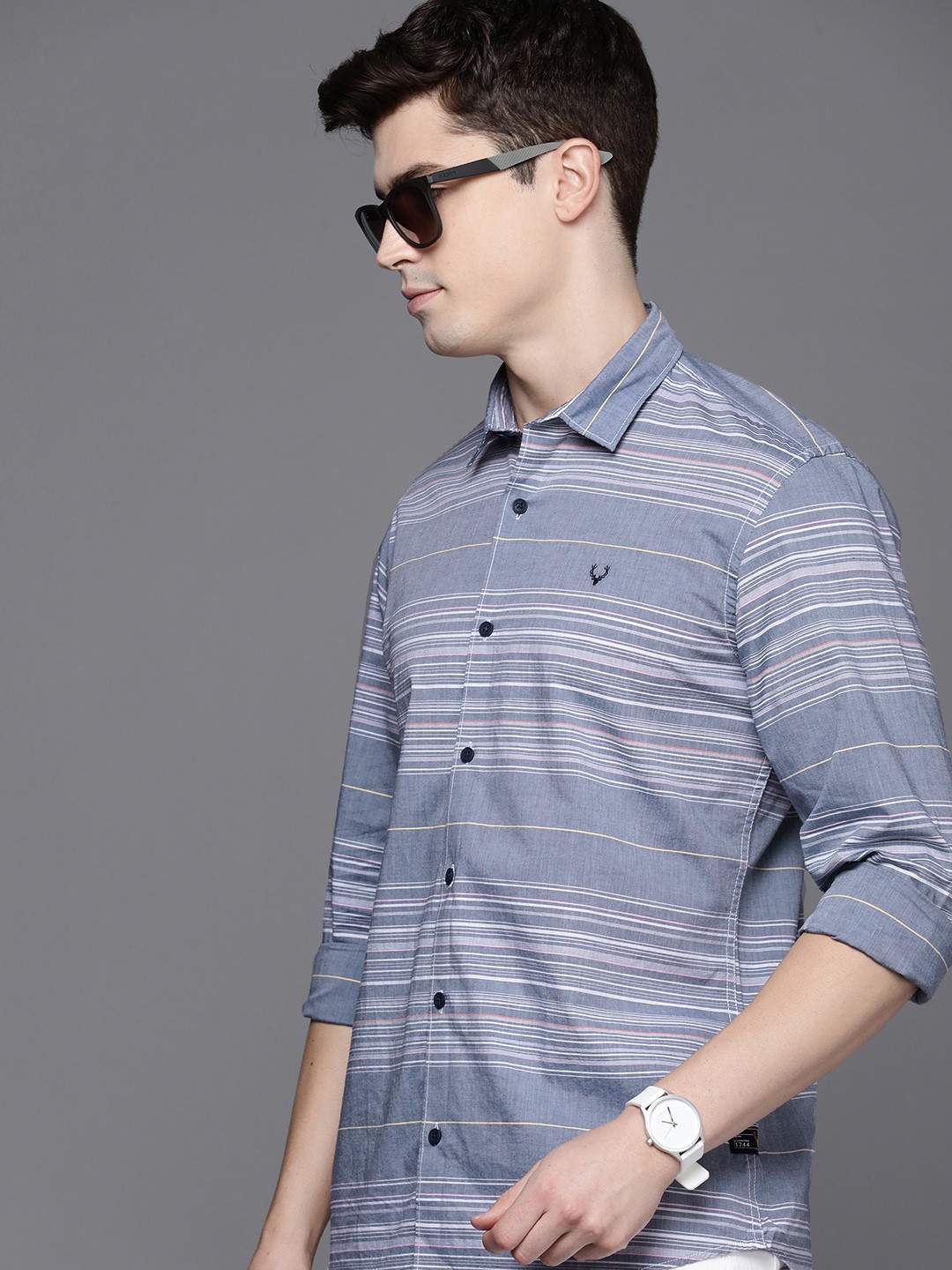 

Allen Solly Sport Men Multi Stripes Opaque Casual Shirt, Navy blue