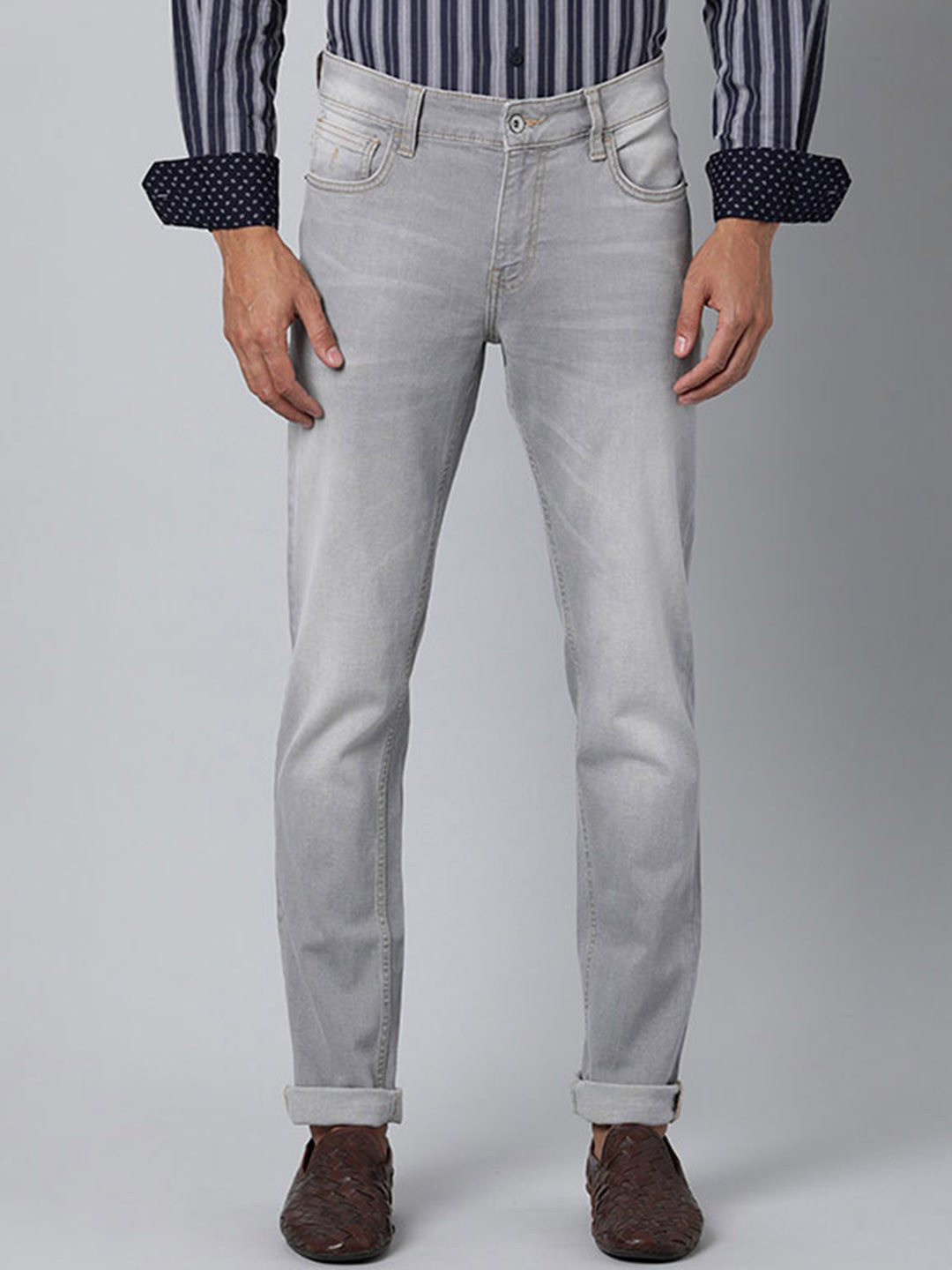 

Indian Terrain Men Brooklyn Slim Fit Heavy Fade Jeans, Grey