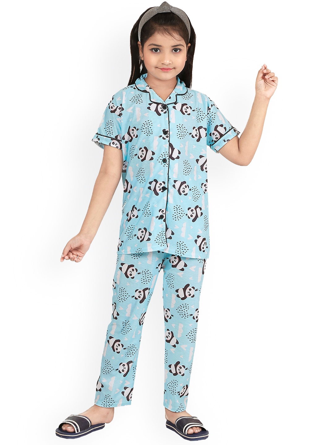

BURBN Girls Conversational Printed Night Suit, Blue