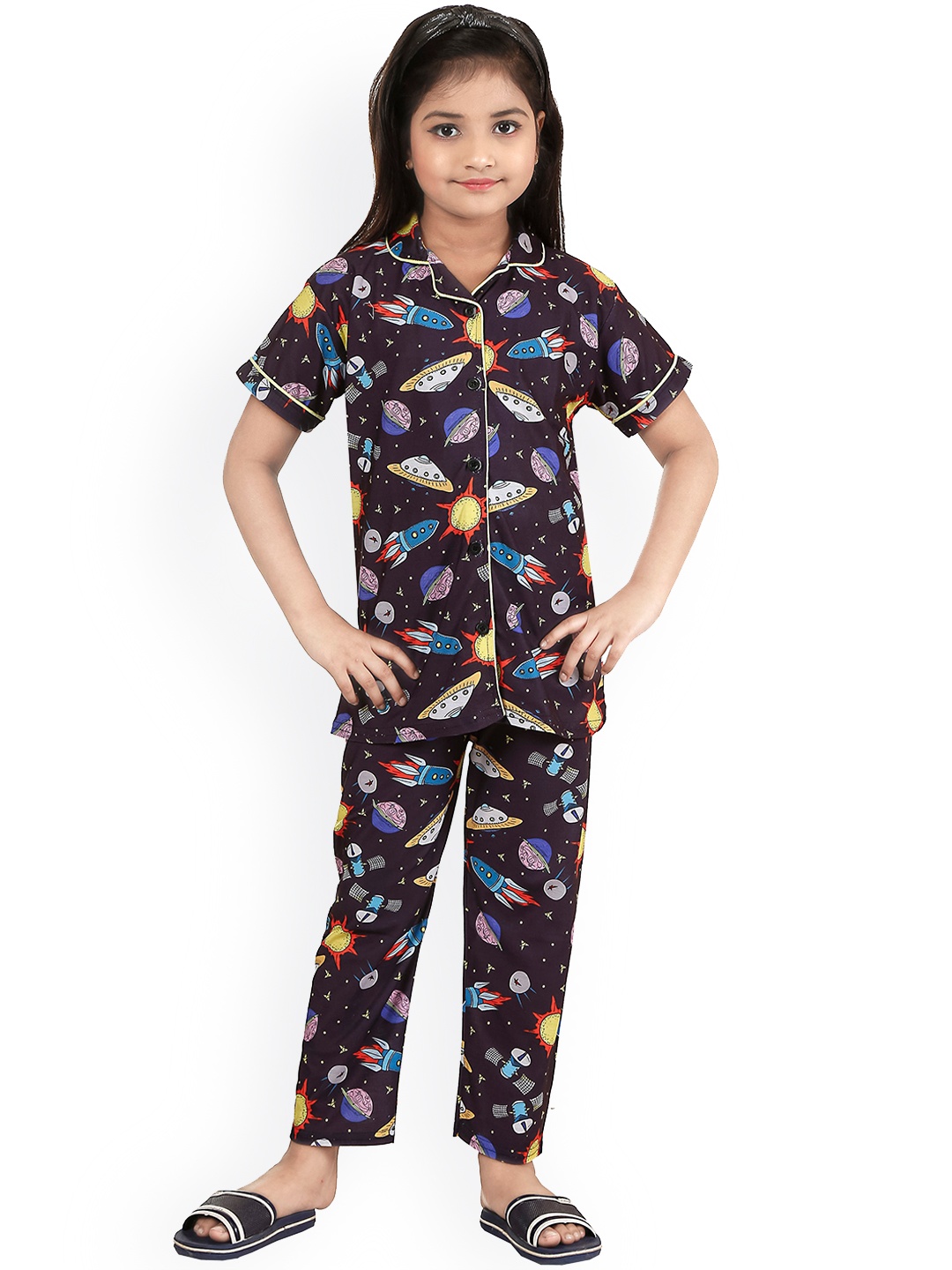 

BURBN Girls Conversational Printed Night Suit, Navy blue