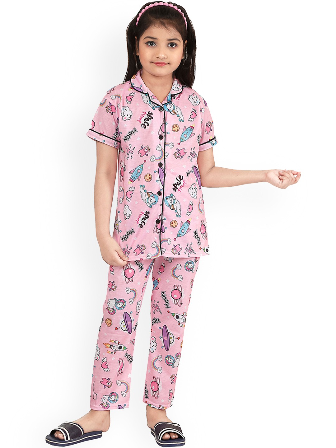 

BURBN Girls Conversational Printed Night Suit, Pink