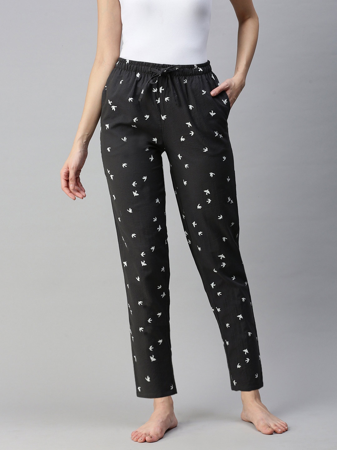 

Bareblow Women Printed Mid-Rise Cotton Lounge Pants, Black