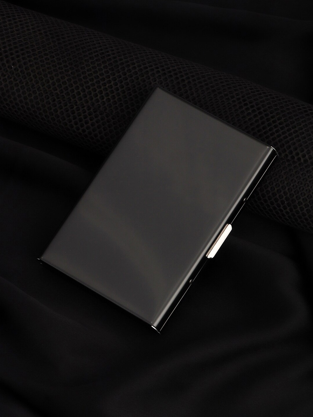 

Kastner Buckle Detail Metal Card Holder, Black