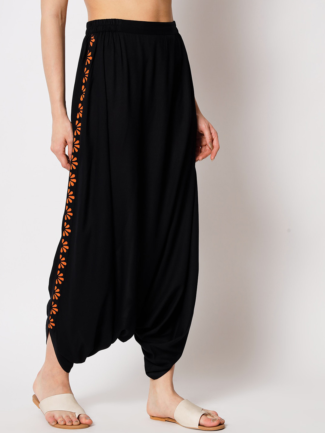 

9rasa Women Mid Rise Printed Loose Fit Salwar, Black