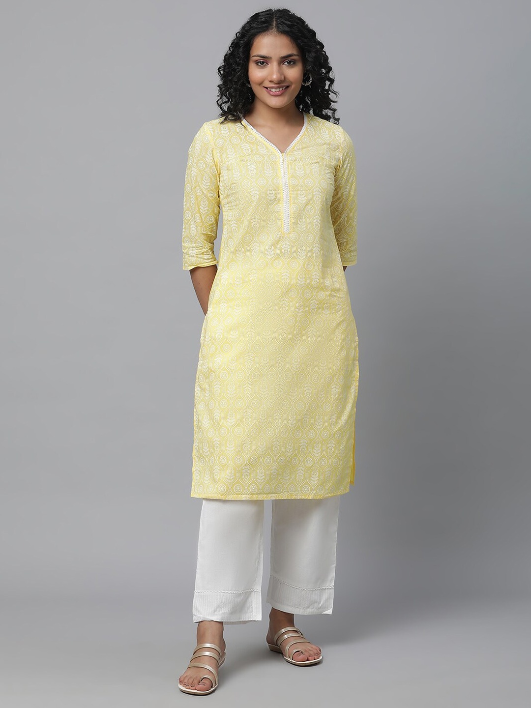 

AURELIA Ethnic Motifs Printed Lace Detail V-Neck Pure Cotton Kurta with Palazzos, Yellow