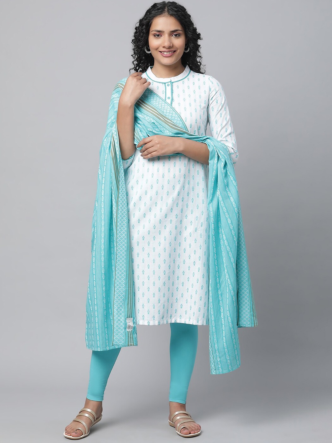 

AURELIA Ethnic Motifs Printed Pure Cotton Kurta With Leggings & Dupatta, White