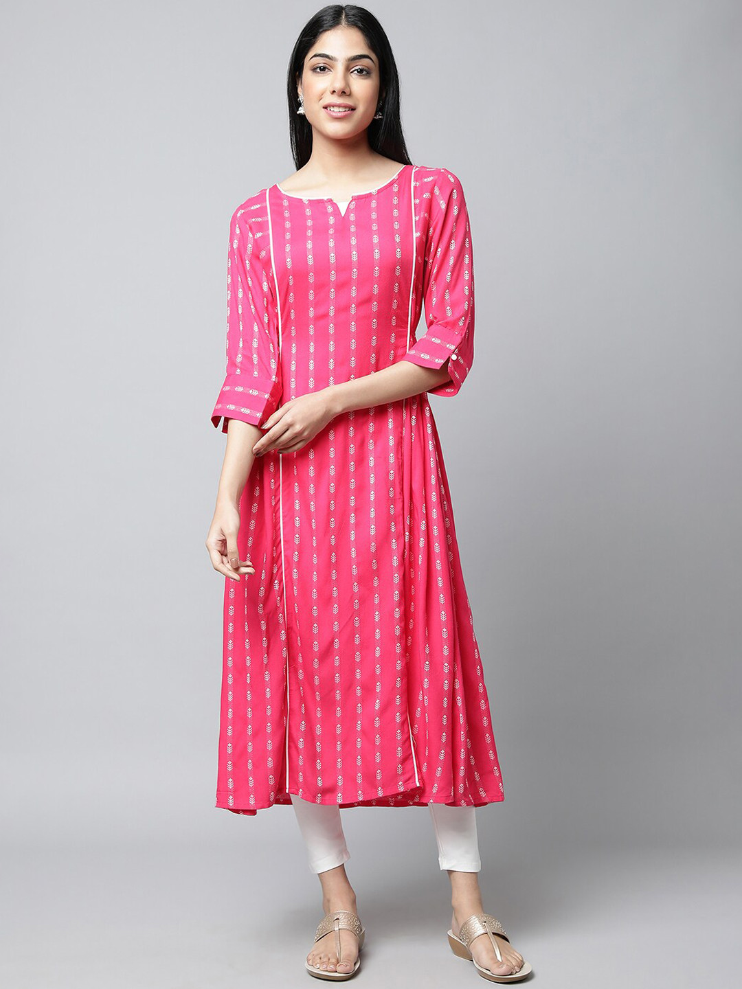 

AURELIA Ethnic Motifs Woven Design Notched Neck Panelled A-Line Kurta with Leggings, Pink
