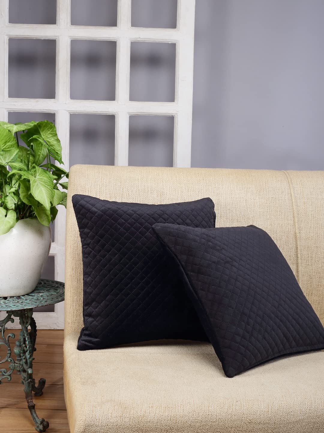 

Stylespace by Isha Black 2-Pieces Checked Square Cushion Covers