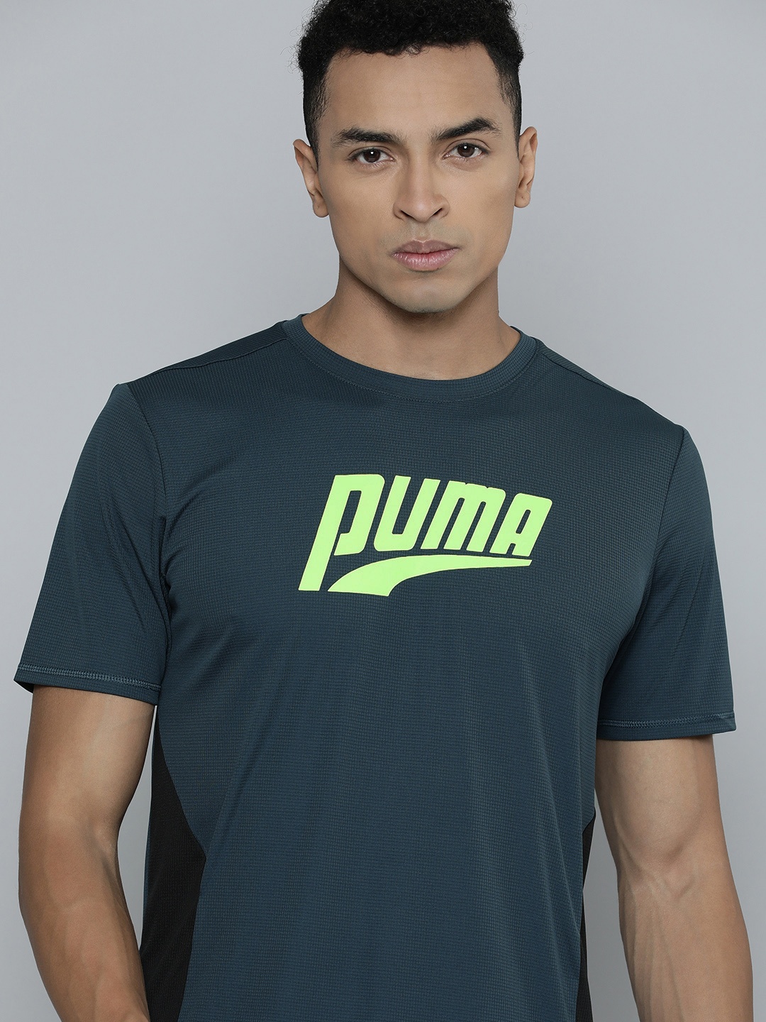 

Puma Favorite SS Graphic Printed & Colourblocked dryCELL Running T-shirt, Blue