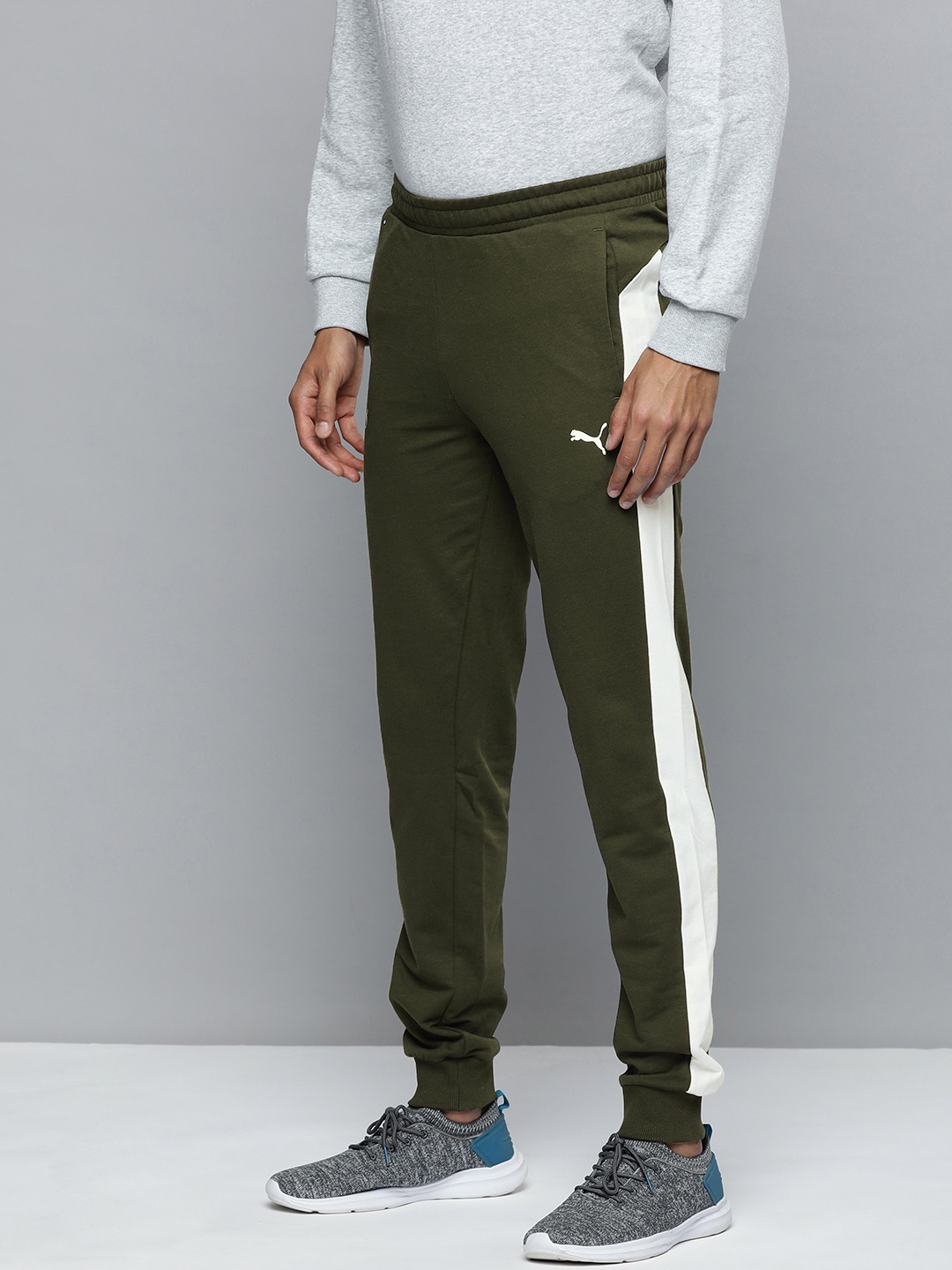 

one8 x PUMA Men Slim Fit Virat Kohli Side Stripe Detail Joggers, Olive