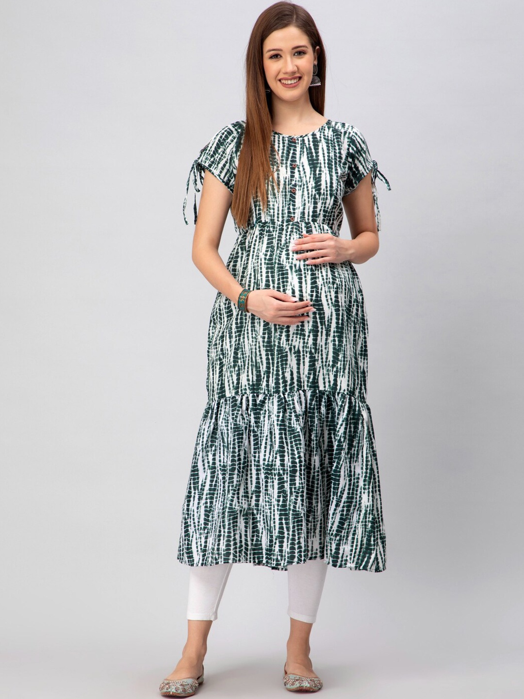 

CEE-18 Tie and Dye Printed Tiered A-Line Maternity Kurta, Green