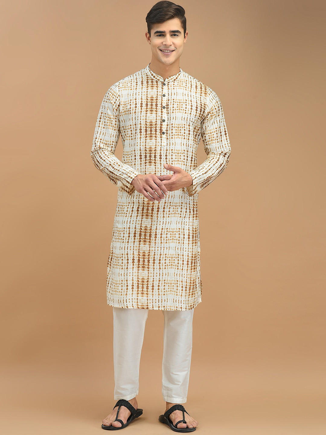 

DEYANN Mandarin Collar Abstract Printed Regular Kurta with Pyjamas, Brown