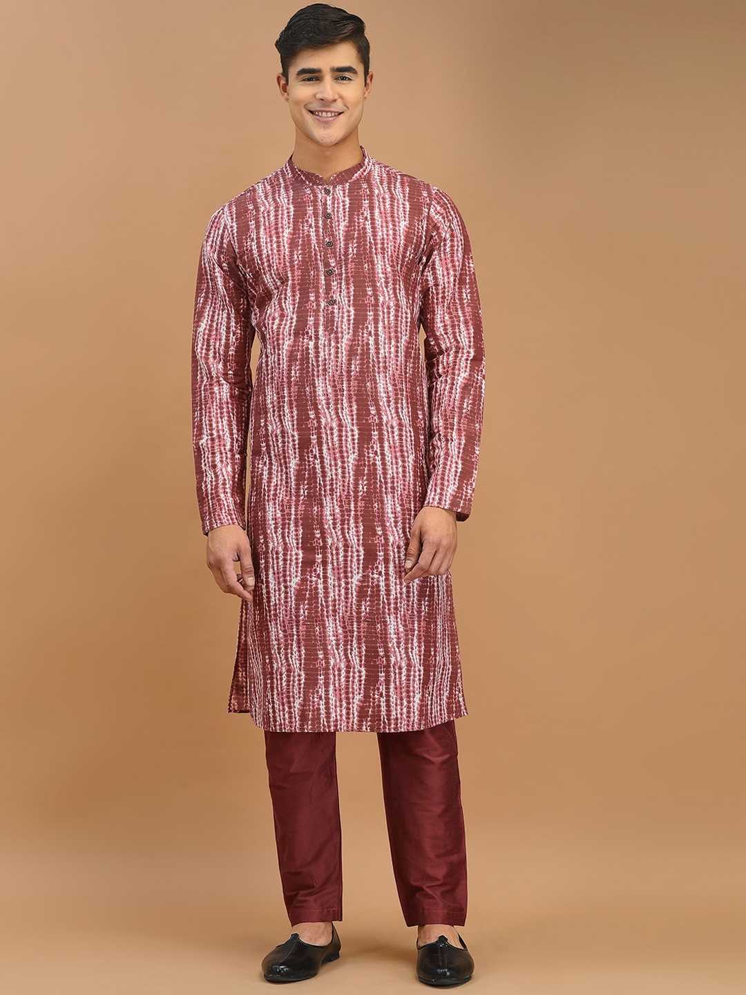 

DEYANN Mandarin Collar Abstract Printed Regular Kurta with Pyjamas, Red