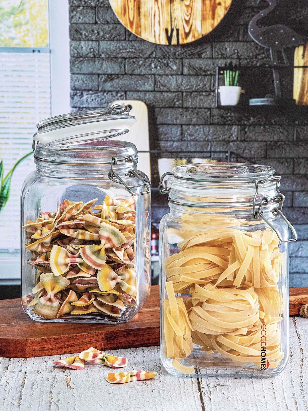 

GOODHOMES Transparent 2 Pieces Storage Jars With Clip Lid - 1.2 L Each