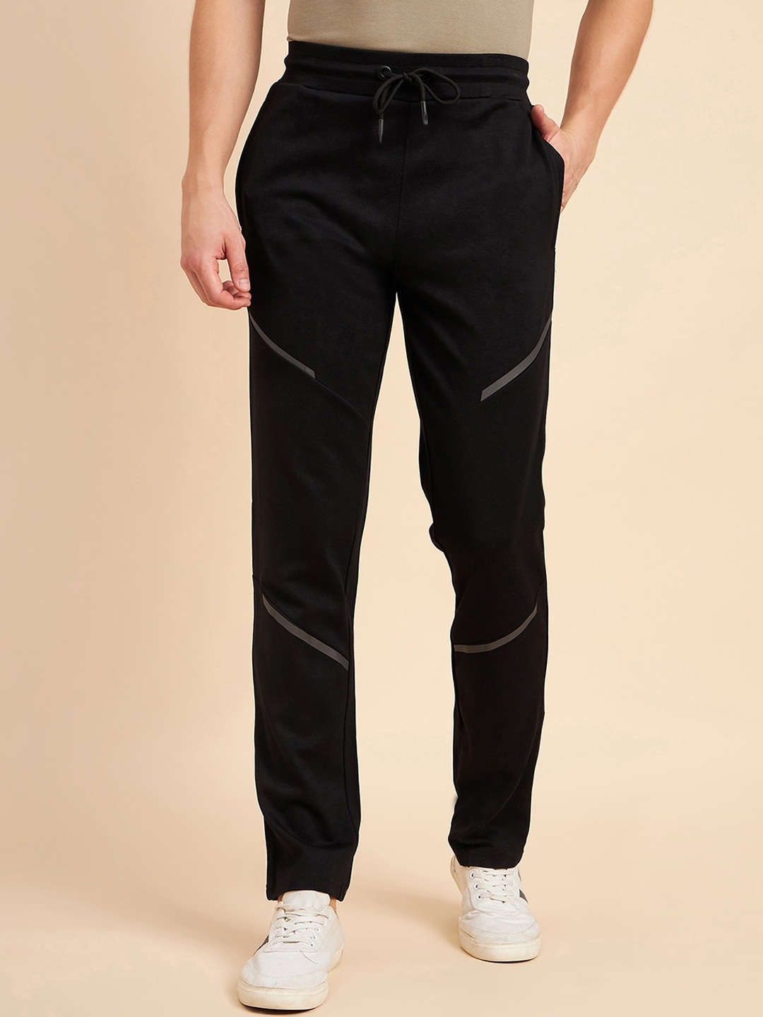 

Sweet Dreams Men Black Mid-Rise Track Pants