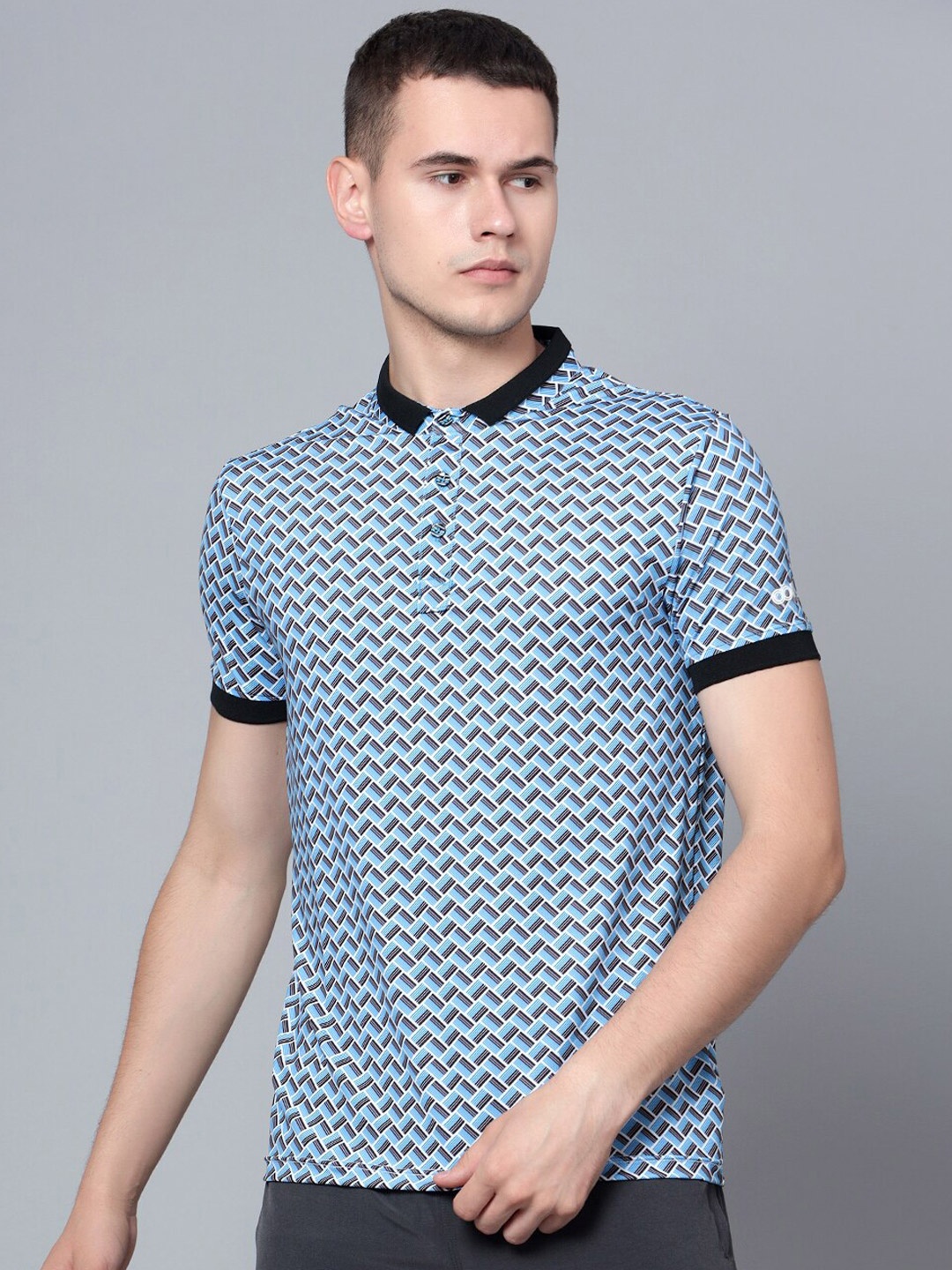 

Shiv Naresh Geometric Printed Dry Tech T-shirt, Blue