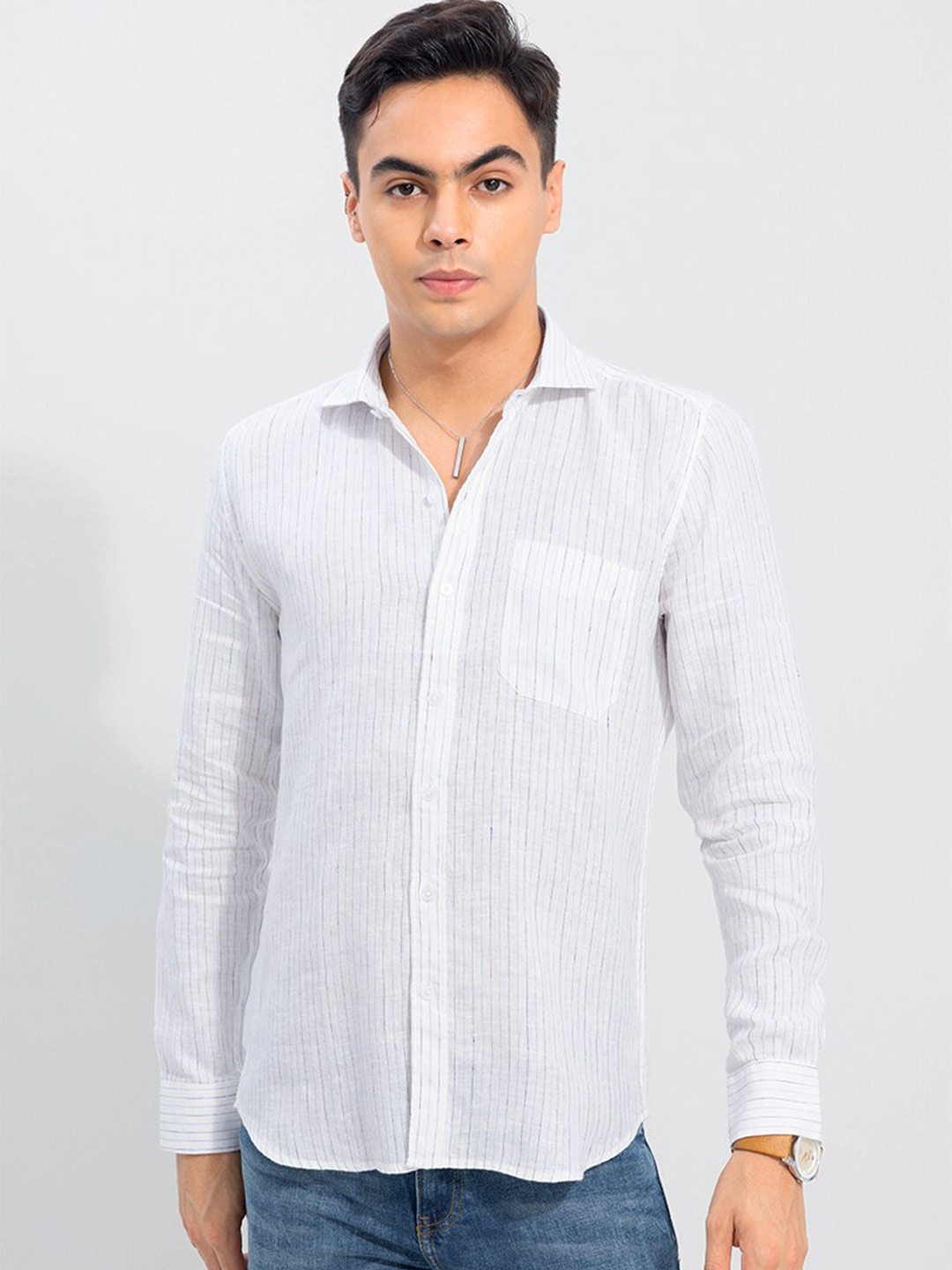 

Snitch White Classic Slim Fit Striped Cotton Casual Shirt