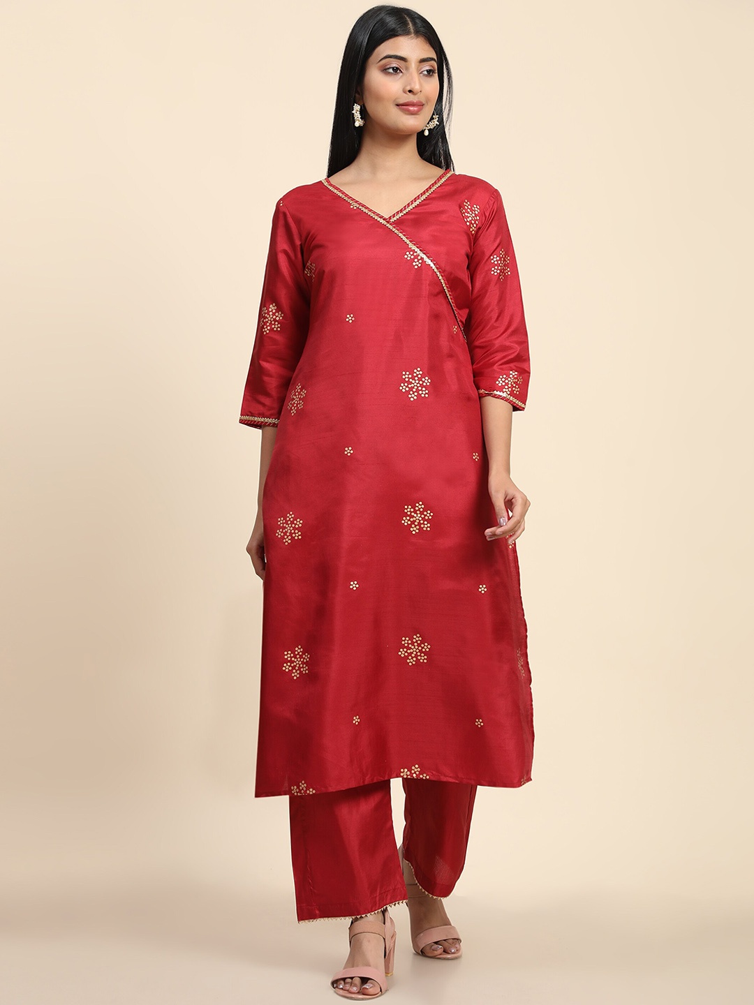 

AVANSHEE Floral Printed Angrakha Gotta Patti Kurta With Palazzos, Red