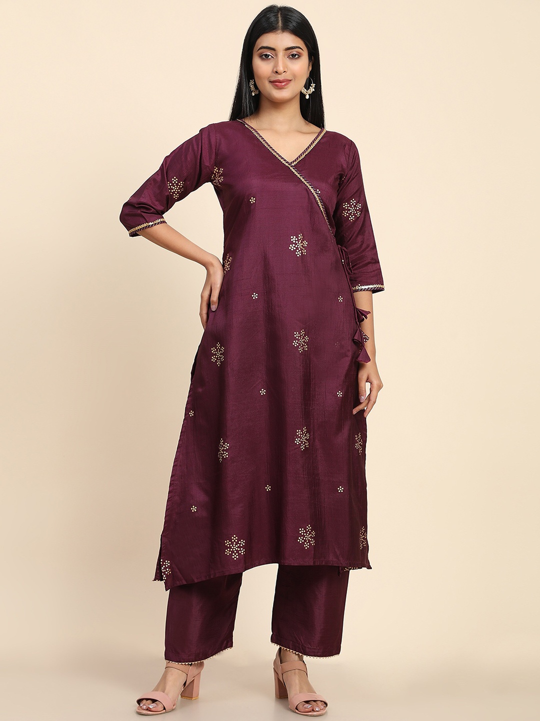 

AVANSHEE Floral Printed Angrakha Gotta Patti Kurta With Palazzos, Purple