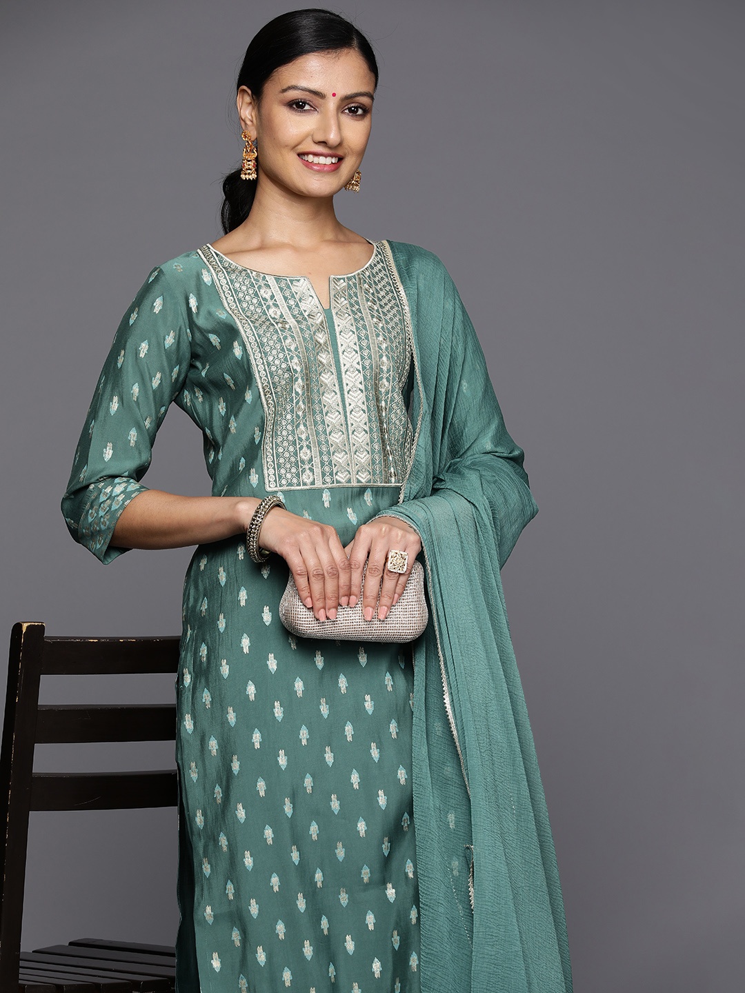 

Libas Ethnic Motifs Yoke Design Panelled Sequinned Kurta With Trousers & Dupatta, Green