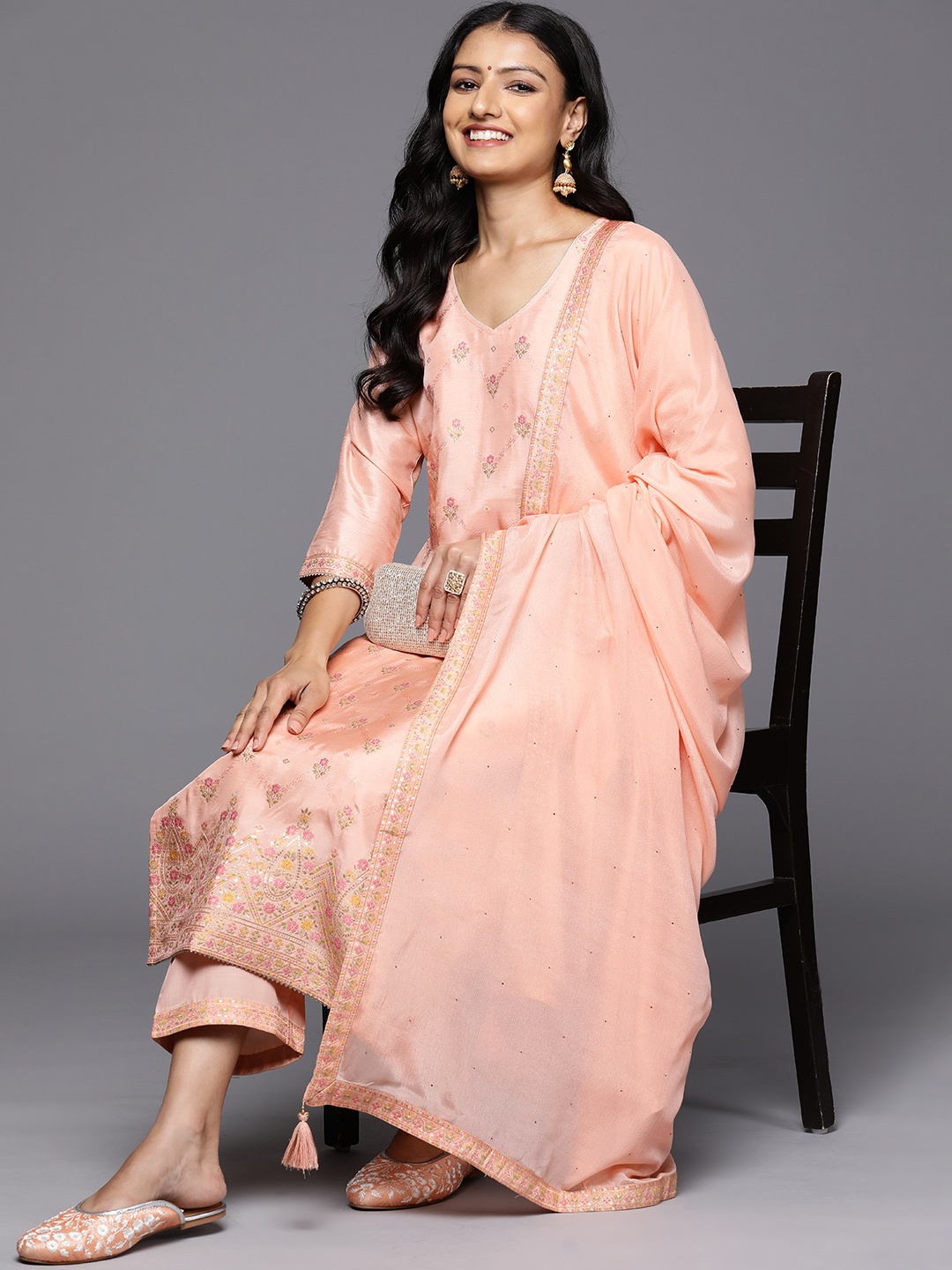 

Libas Floral Zari Kurta With Trousers & Dupatta, Peach