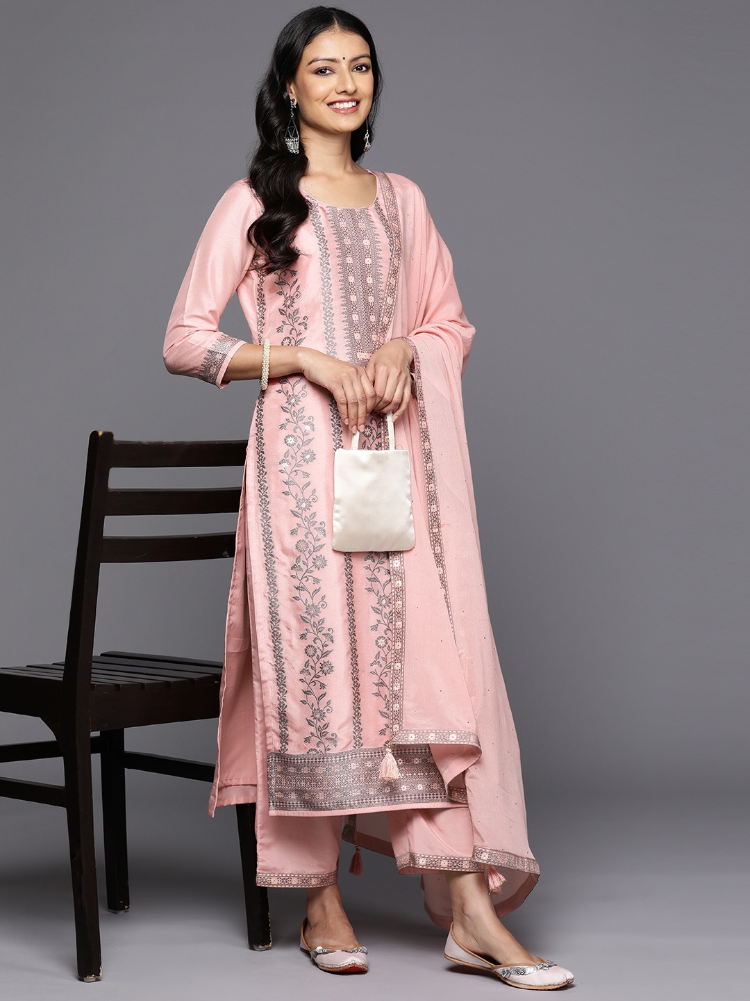 

Libas Floral Regular Kurta With Trousers & Dupatta, Pink