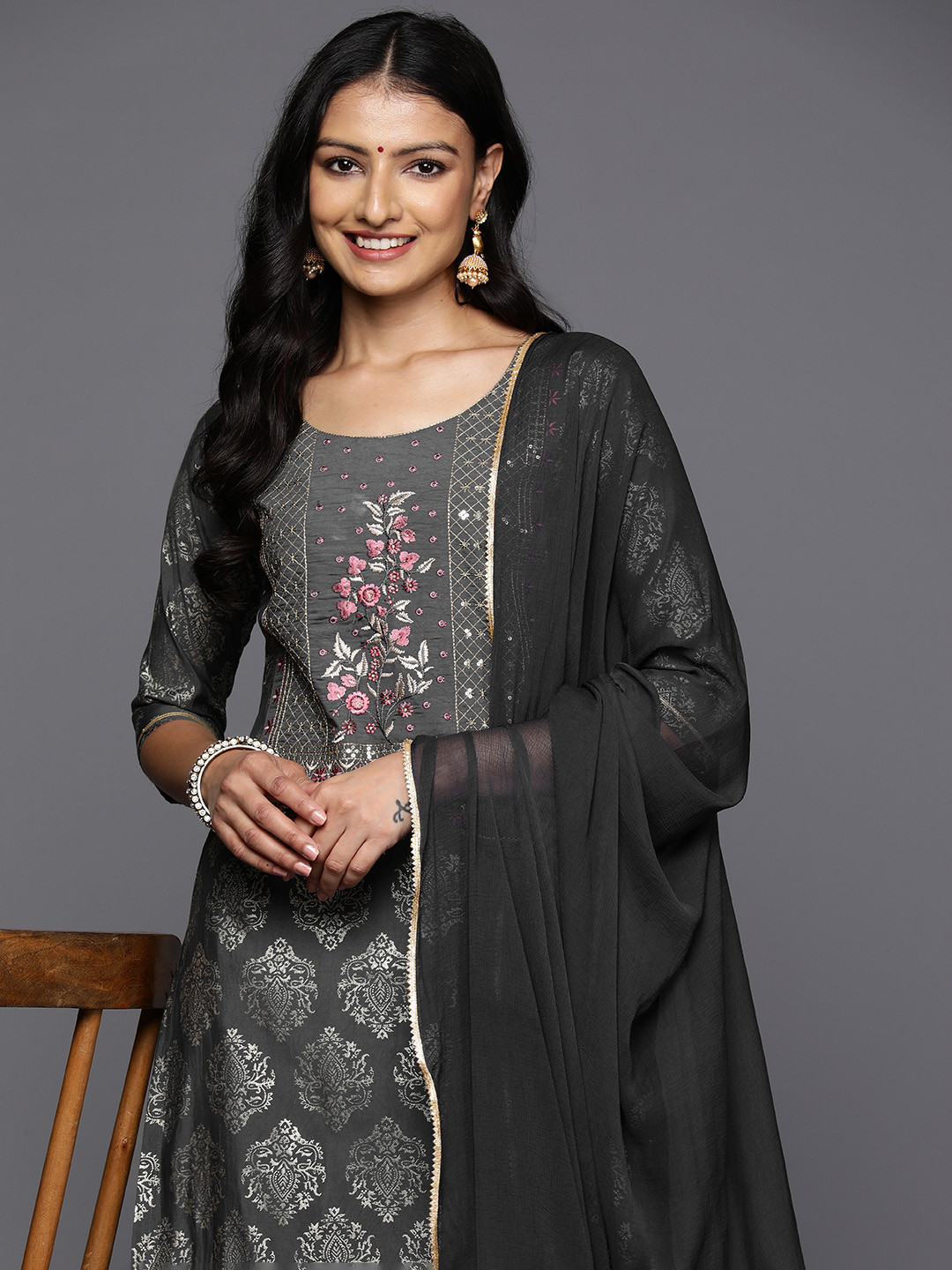 

Libas Floral Printed Panelled Sequinned Kurta With Trousers & Dupatta, Grey