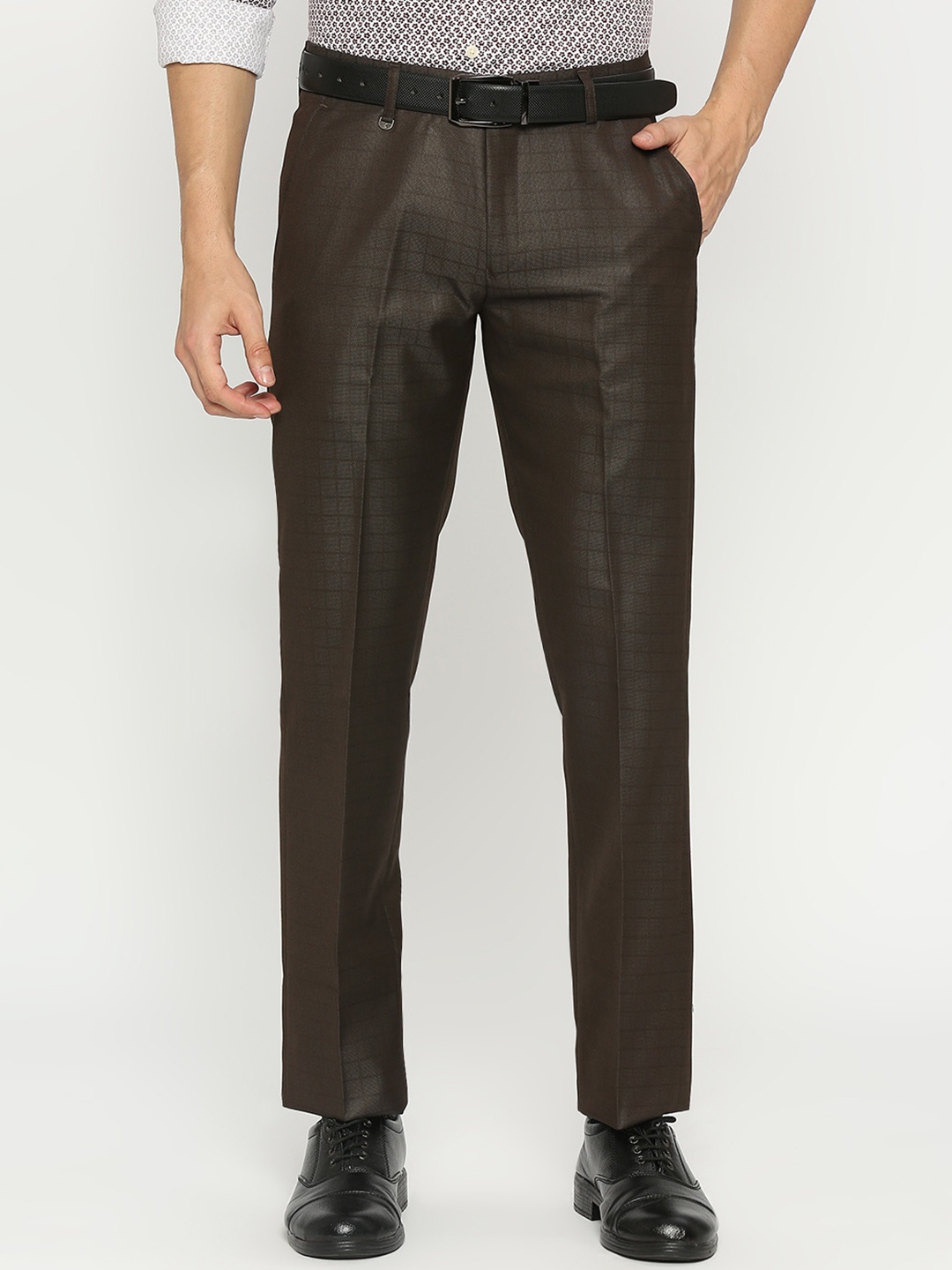 

Solemio Men Mid-Rise Textured Formal Trousers, Brown