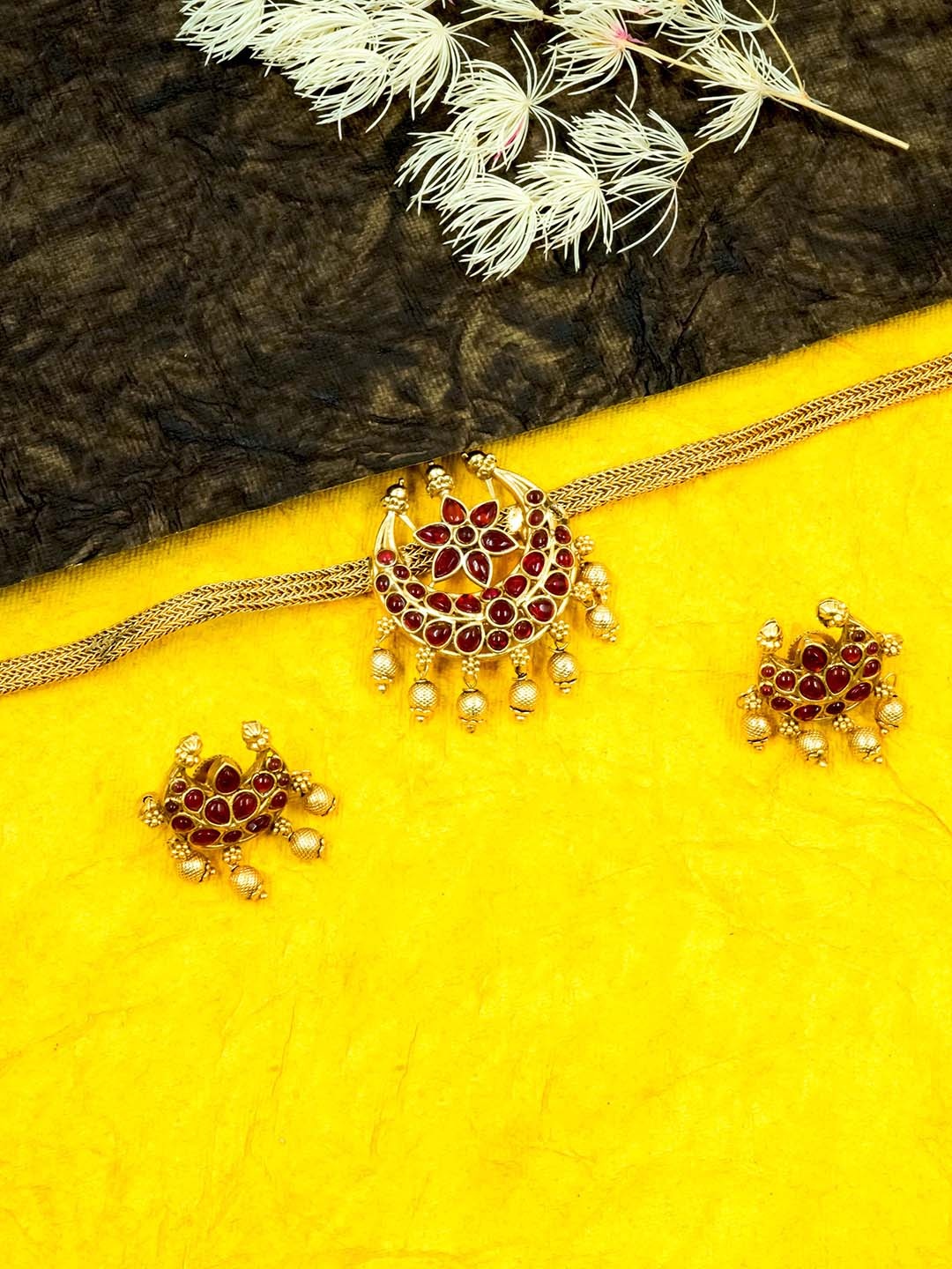 

GRIIHAM Gold-Plated CZ-Studded & Beaded Jewellery Set