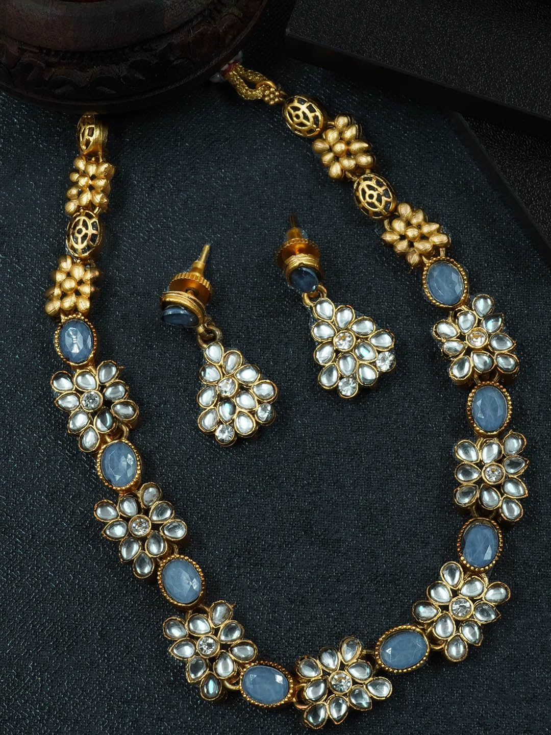 

GRIIHAM Gold-Plated Stone-Studded Jewellery Set