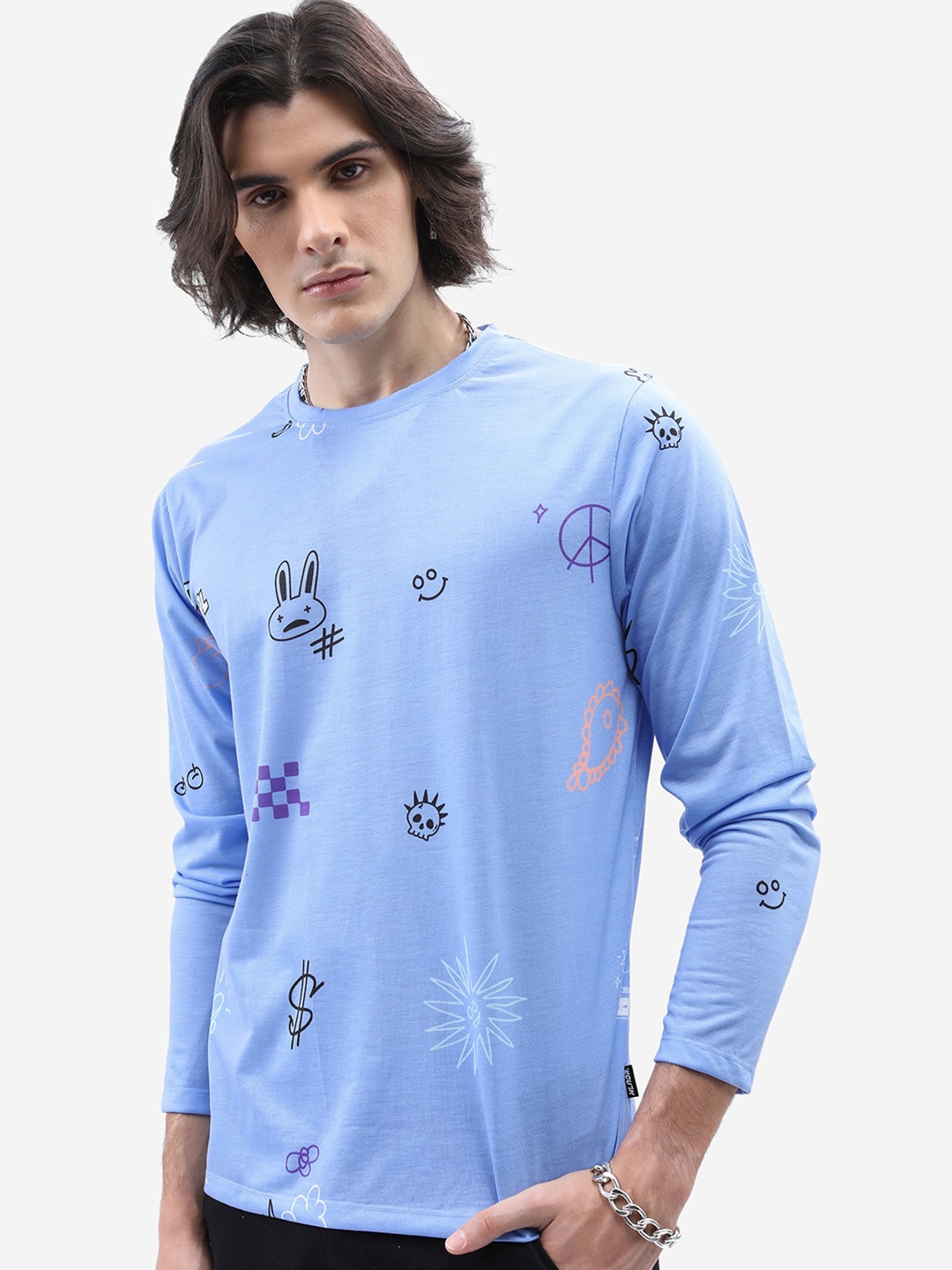 

HIGHLANDER Blue Conversational Printed Long Sleeves Relaxed Fit T-shirt