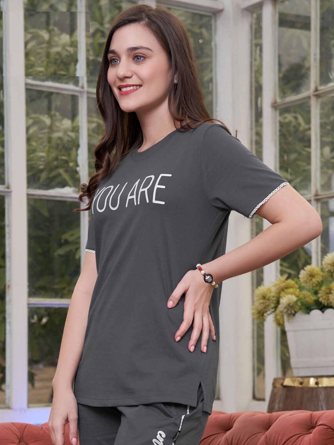 

TITTLI Typography Printed Night Suit, Grey