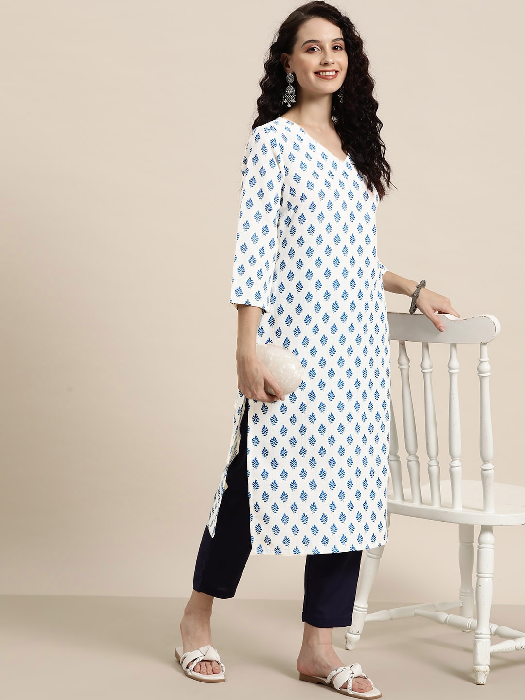 

HERE&NOW Floral Printed Dobby Kurta, White