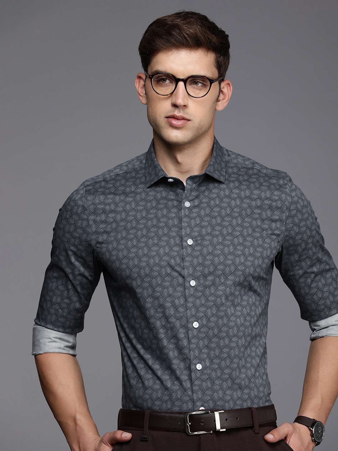 

Louis Philippe Super Slim Fit Geometric Printed Formal Shirt, Charcoal
