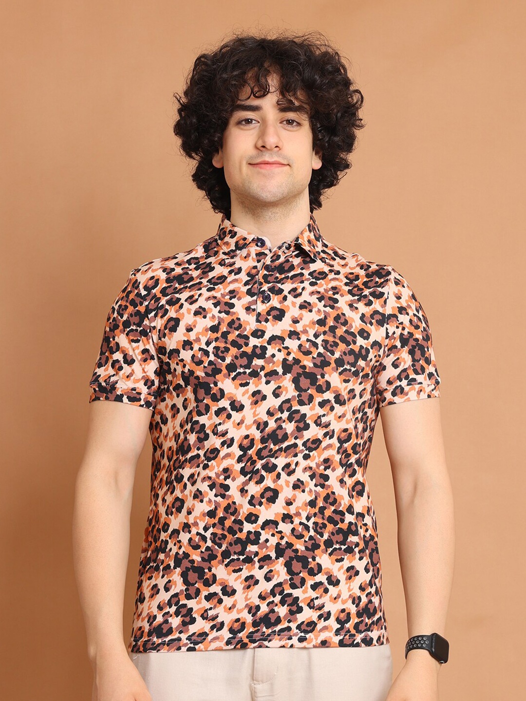 

berry blues Abstract Printed Polo Collar Cotton T-shirt, Peach