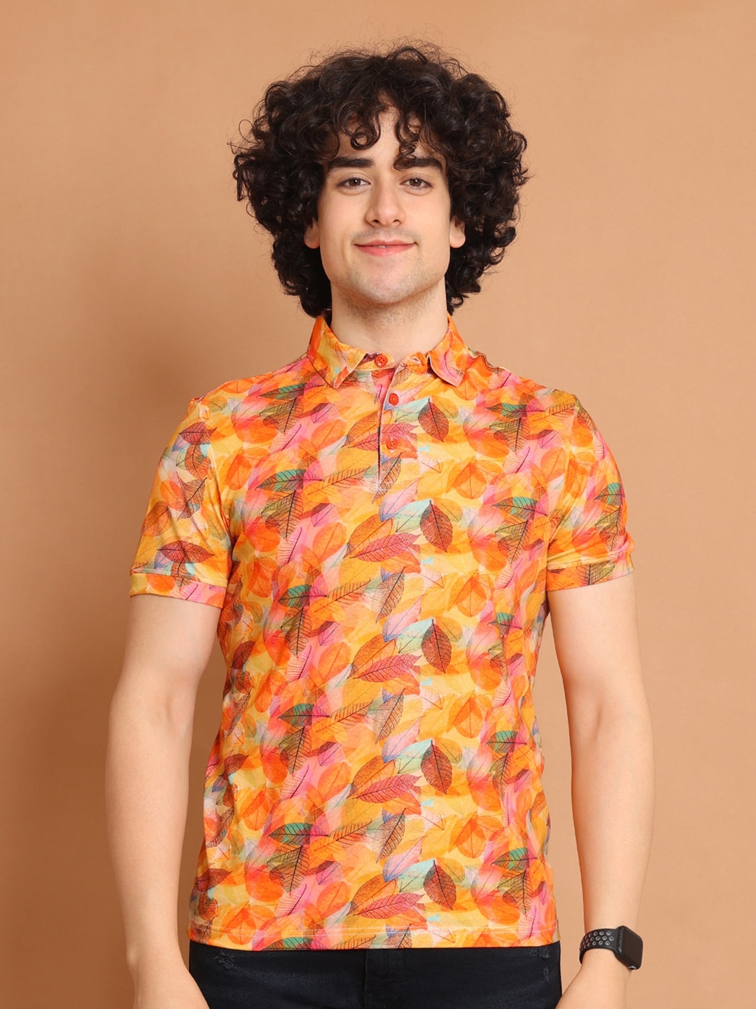 

berry blues Abstract Printed Polo Collar Cotton T-shirt, Yellow
