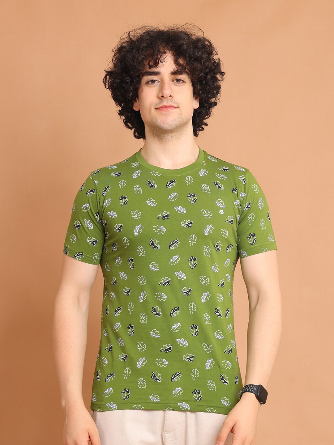 

berry blues Round Neck Conversational Printed Cotton T-shirt, Olive
