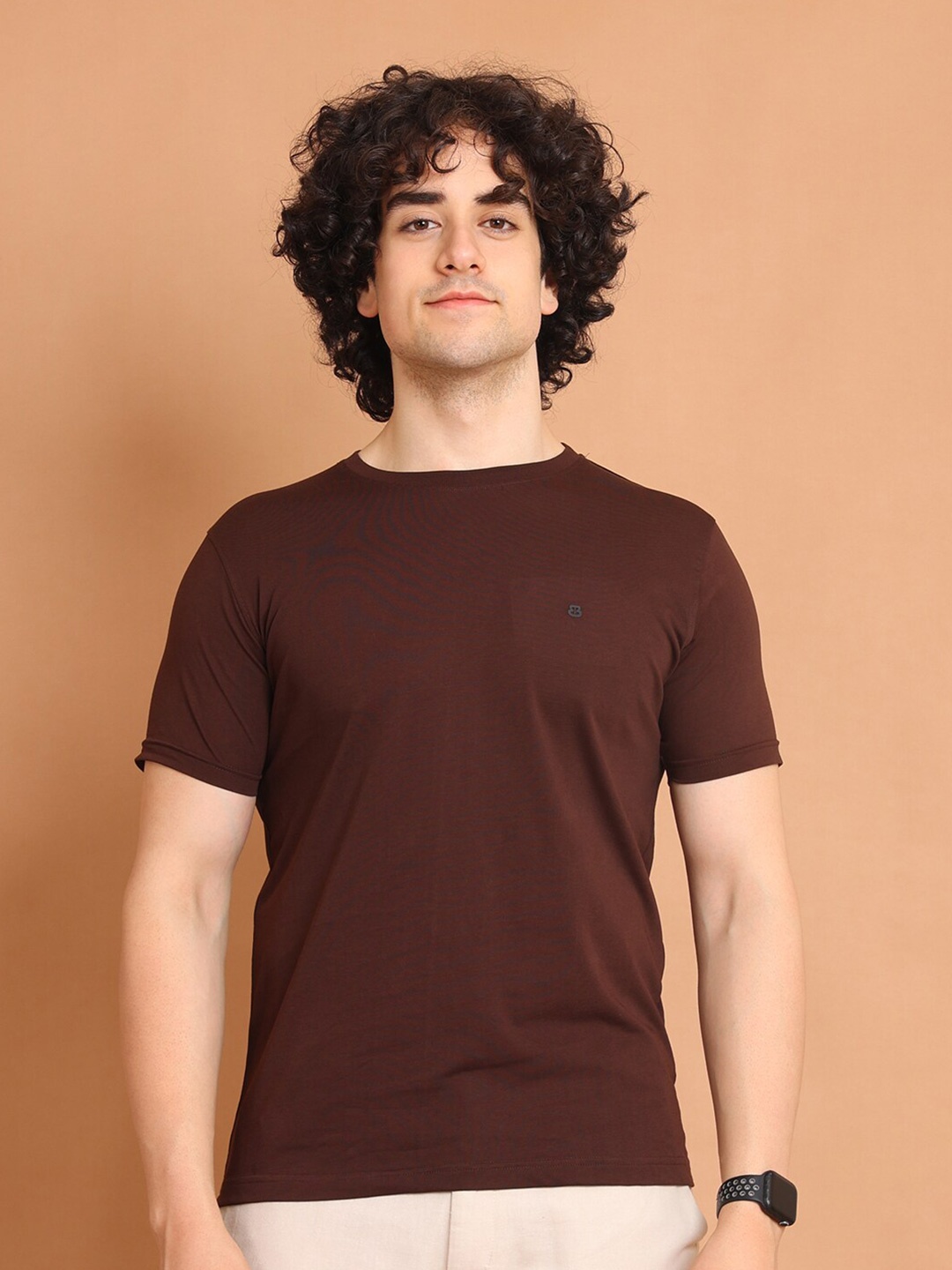 

berry blues Round Neck Short Sleeves Cotton T-shirt, Brown