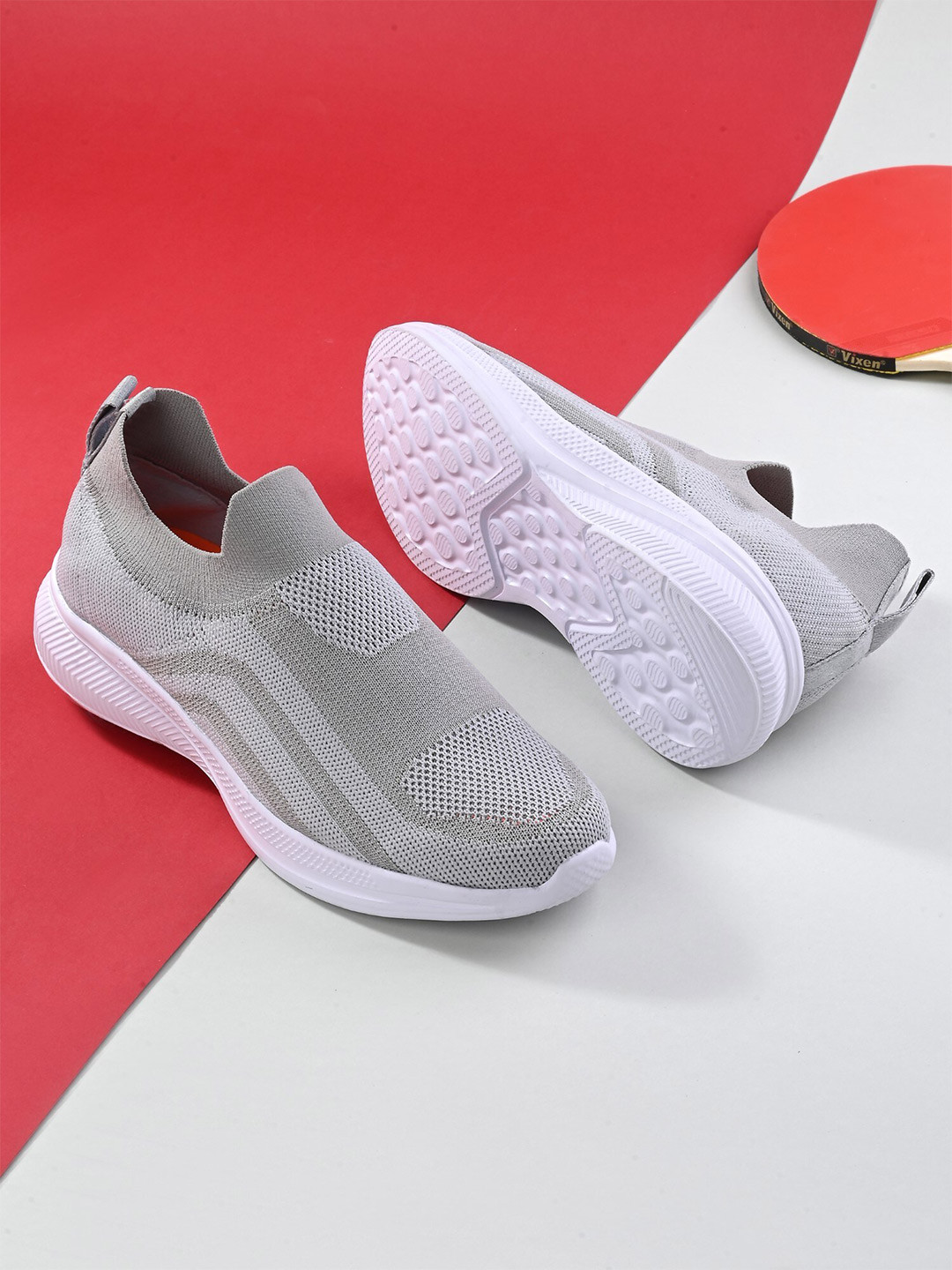 

Mast & Harbour Men Grey & White Air Max Mesh Marking Running Shoes
