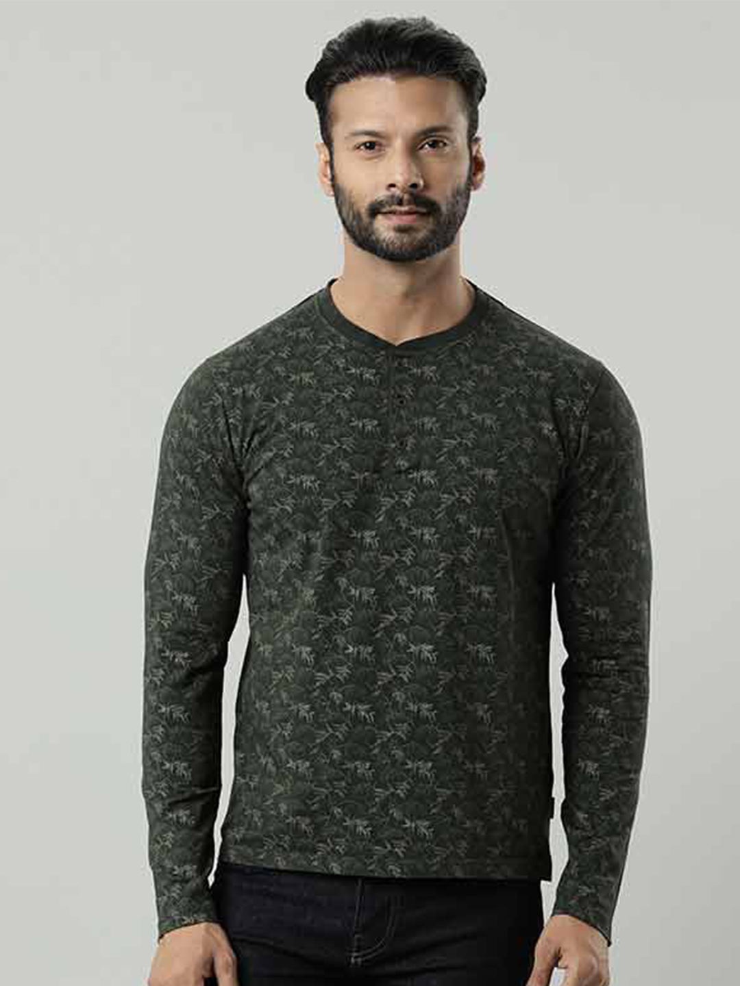 

Indian Terrain Abstract Printed Long Sleeve Pure Cotton Slim Fit T-shirt, Green