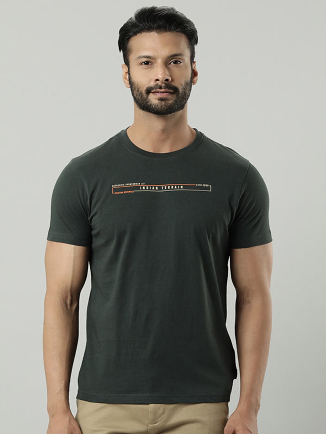 

Indian Terrain Typography Printed Pure Cotton Slim Fit T-shirt, Green