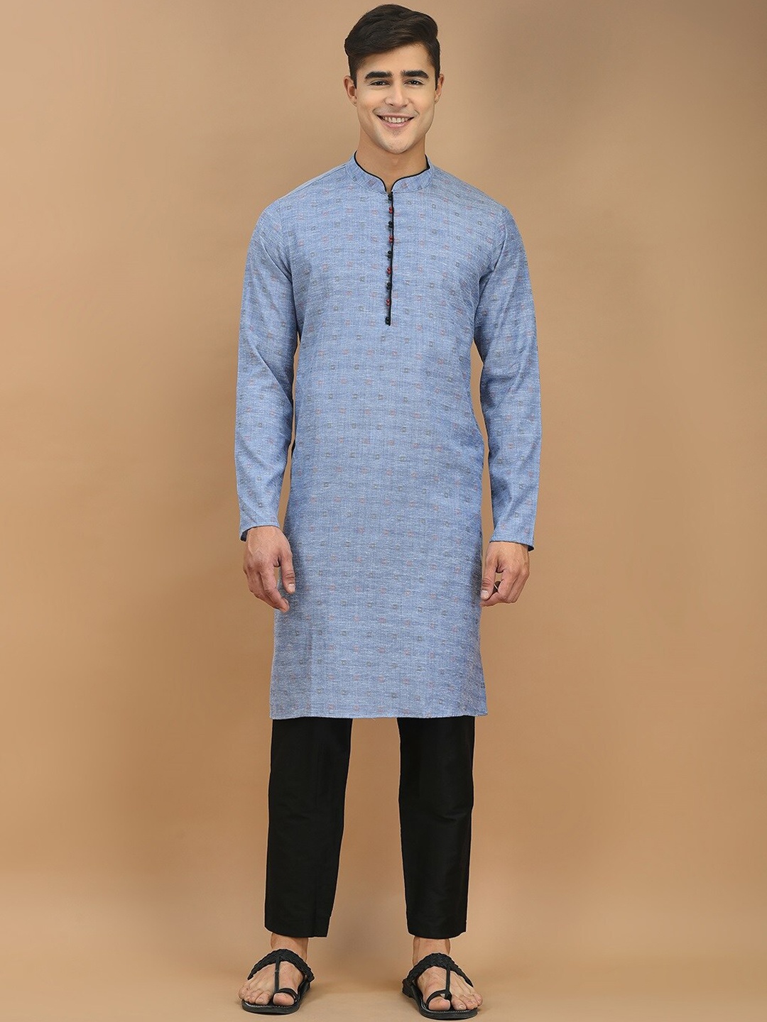 

DEYANN Geometric Woven Design Mandarin Collar Kurta With Pyjamas, Blue