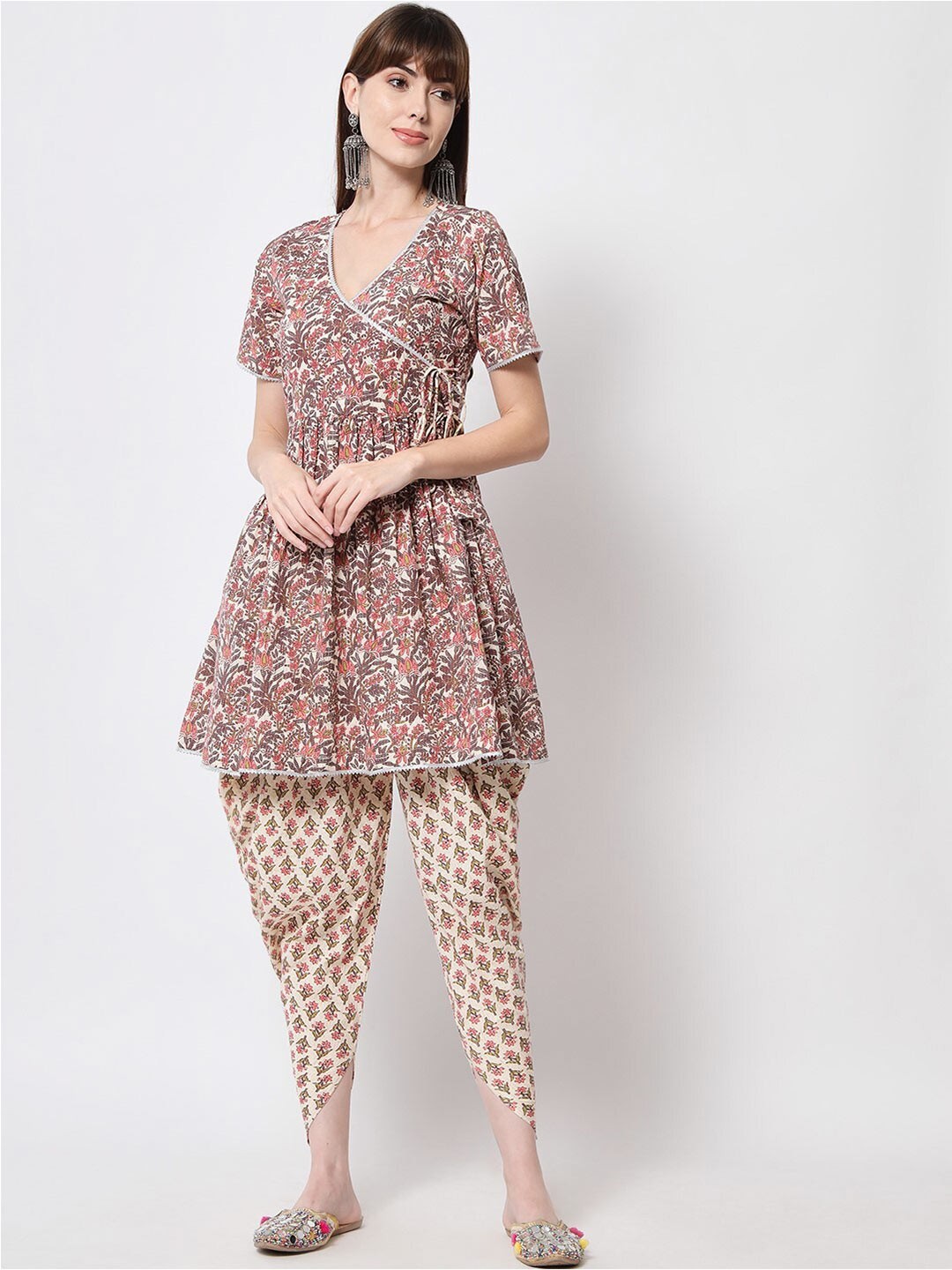 

KALINI Kantha Printed Gotta Patti Angrakha Pure Cotton Kurti with Dhoti Pants, Off white