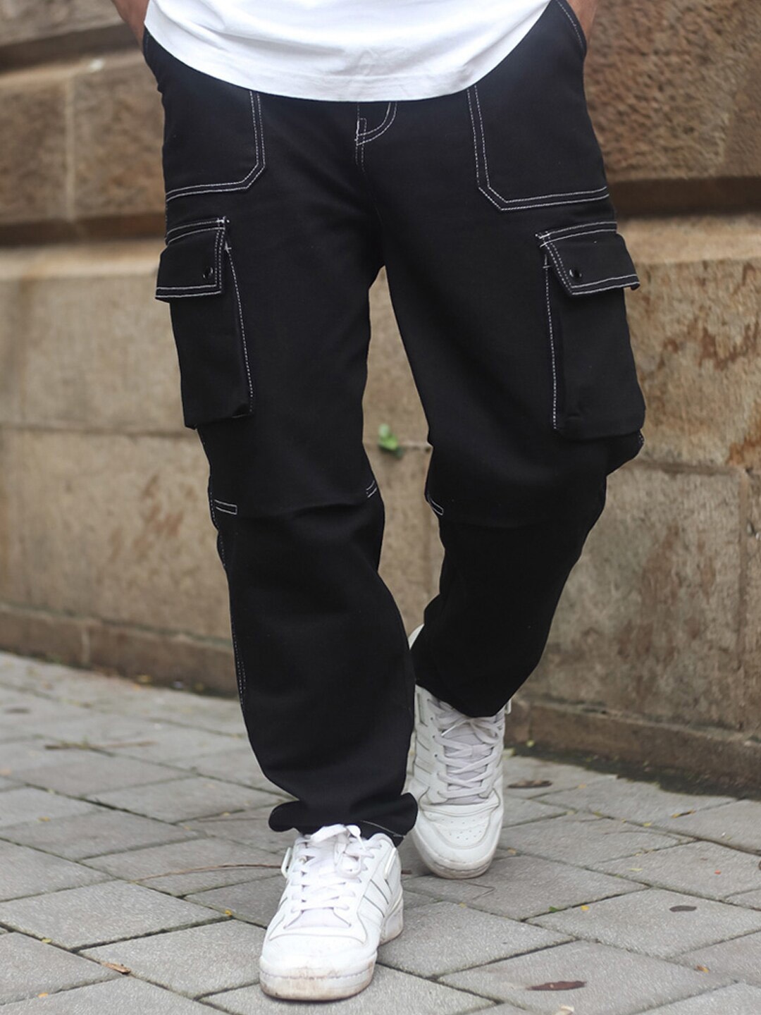 

Powerlook Men Black Boyfriend Fit Stretchable Cotton Cargo Jeans