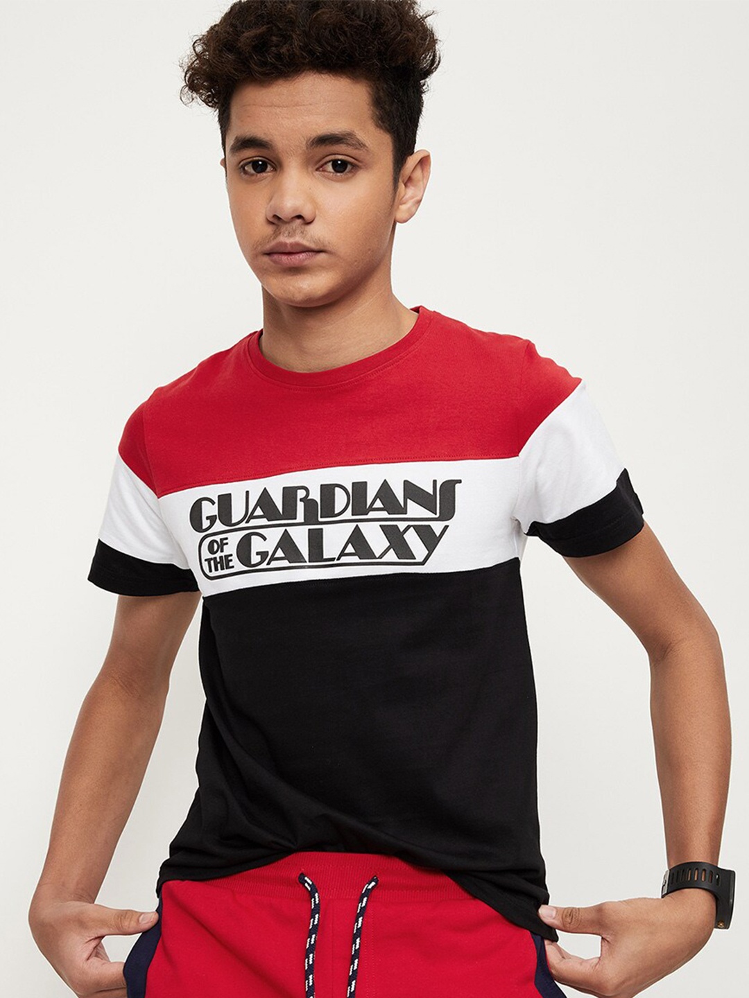 

max Boys Colourblocked Cotton T-shirt, Red